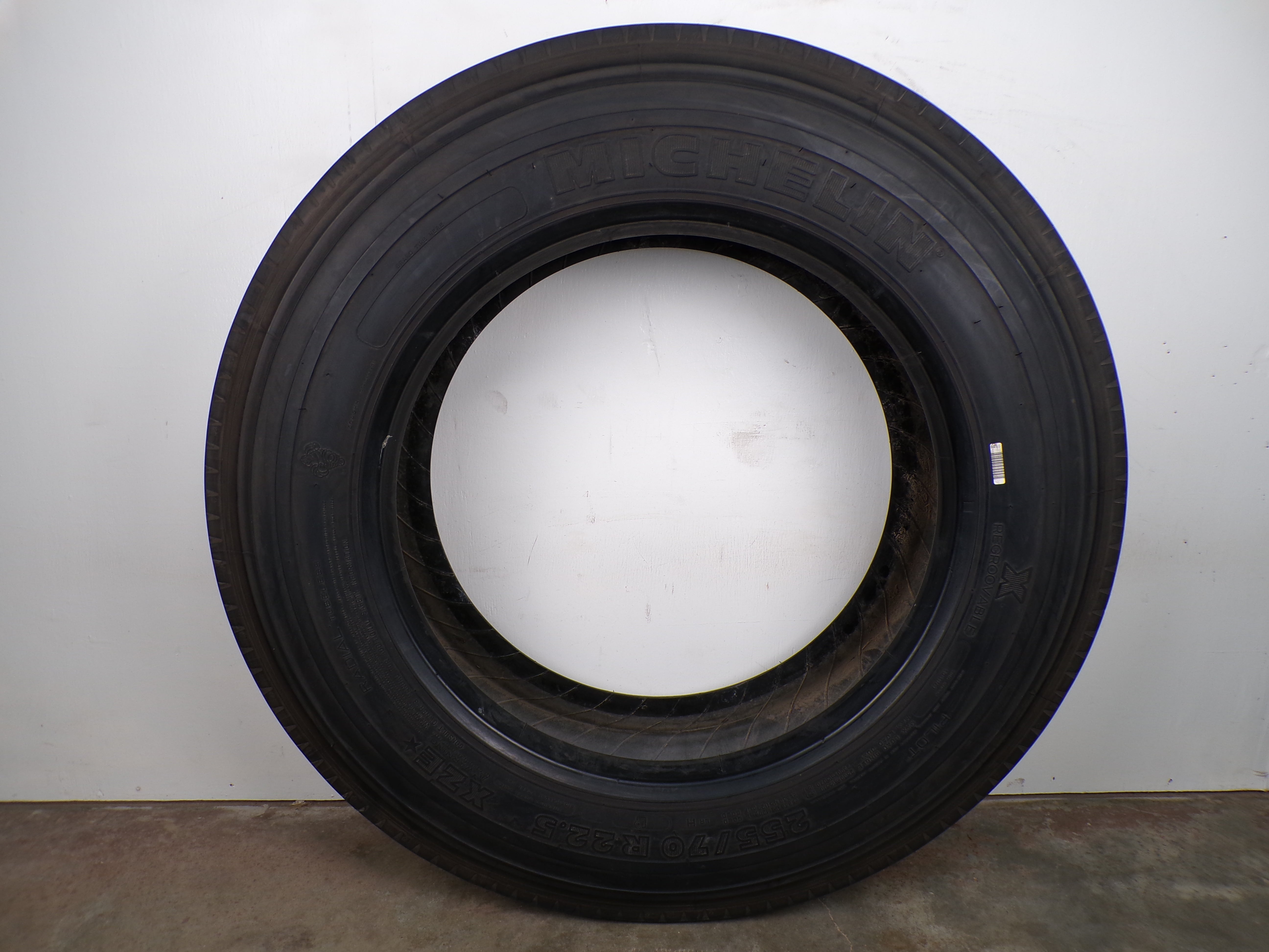 255/70R22.5 Michelin XZE Used