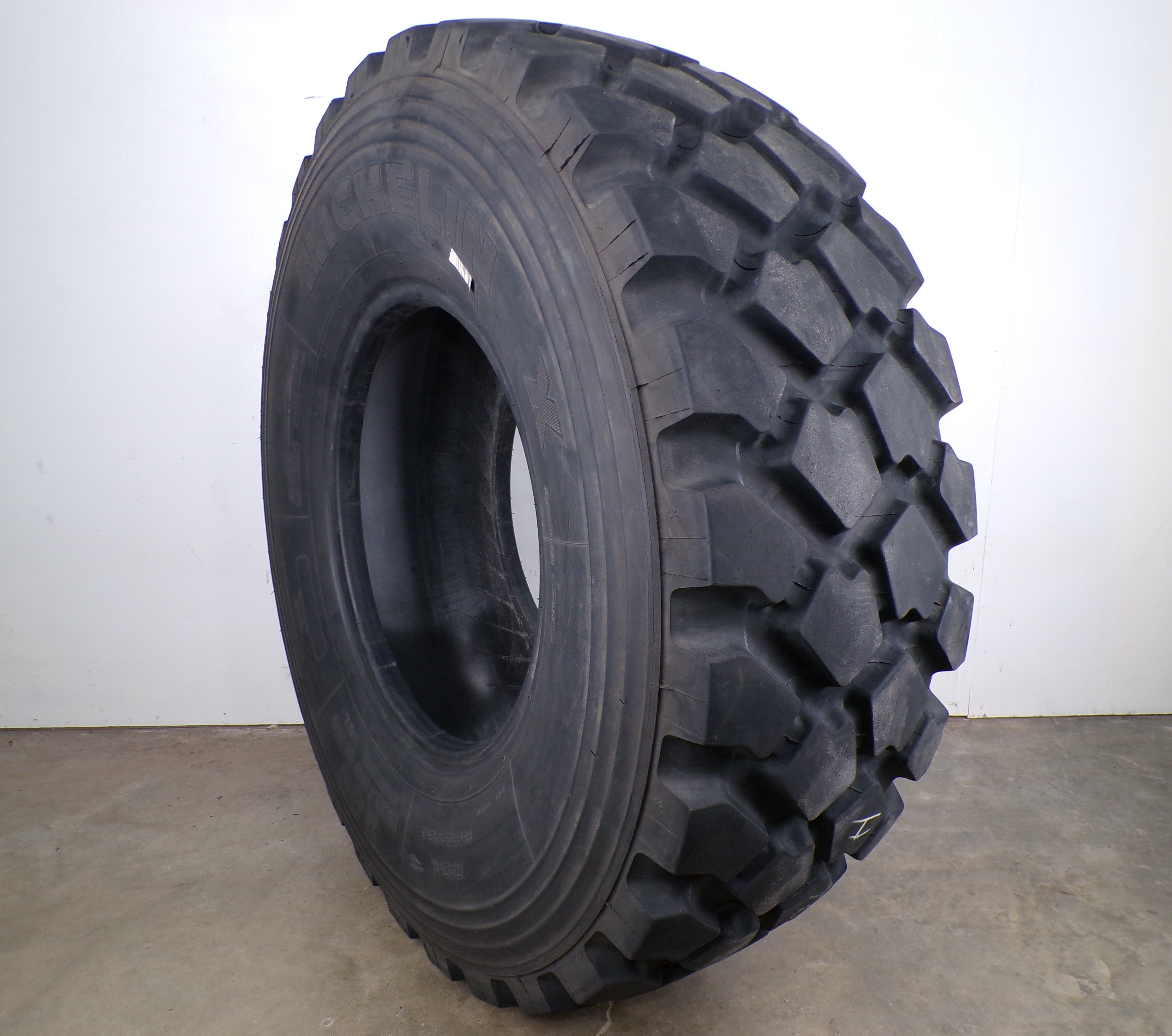 365/80R20 Michelin XZL Used