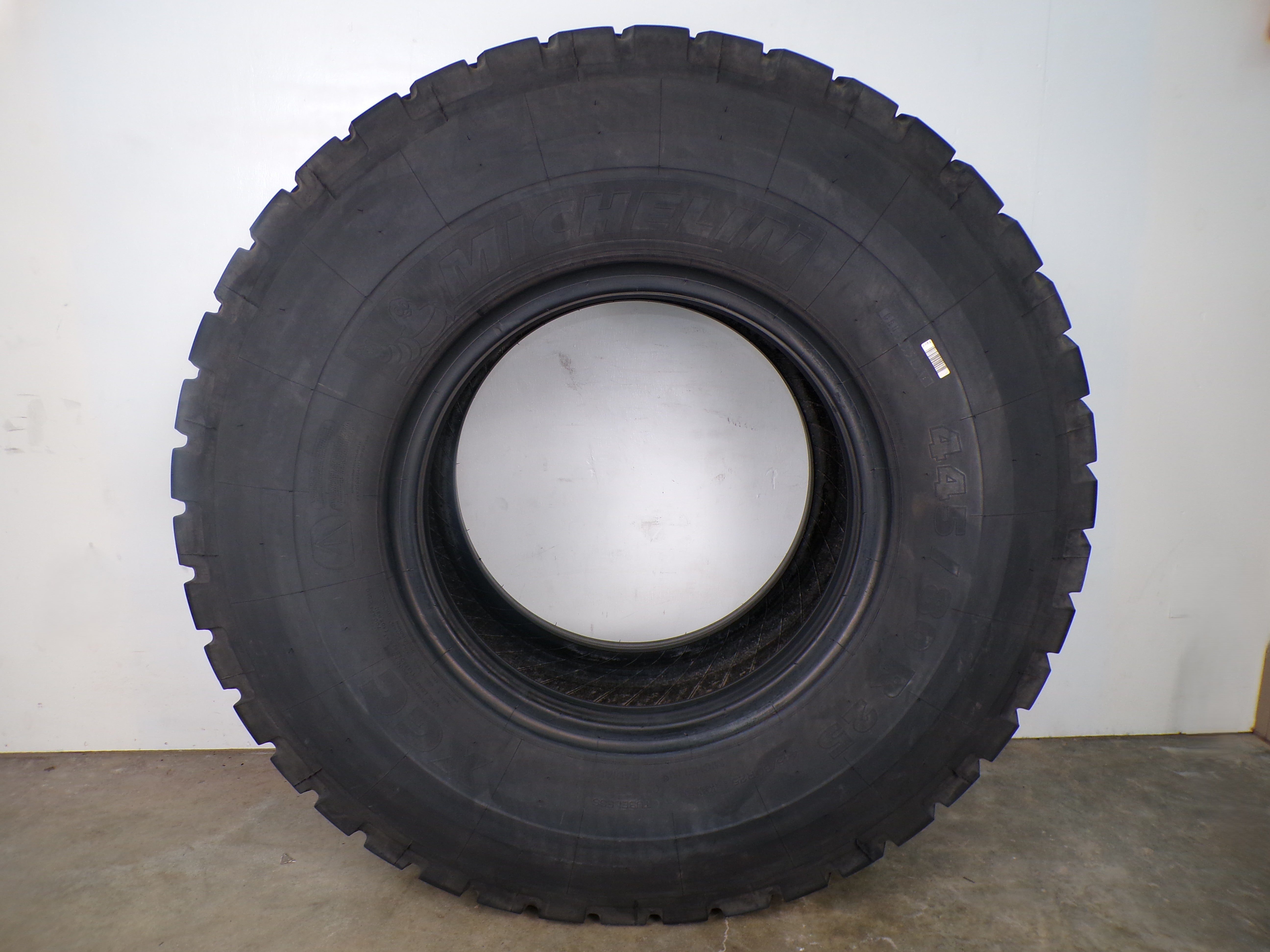 445/80R25 Michelin XGC Used 90%