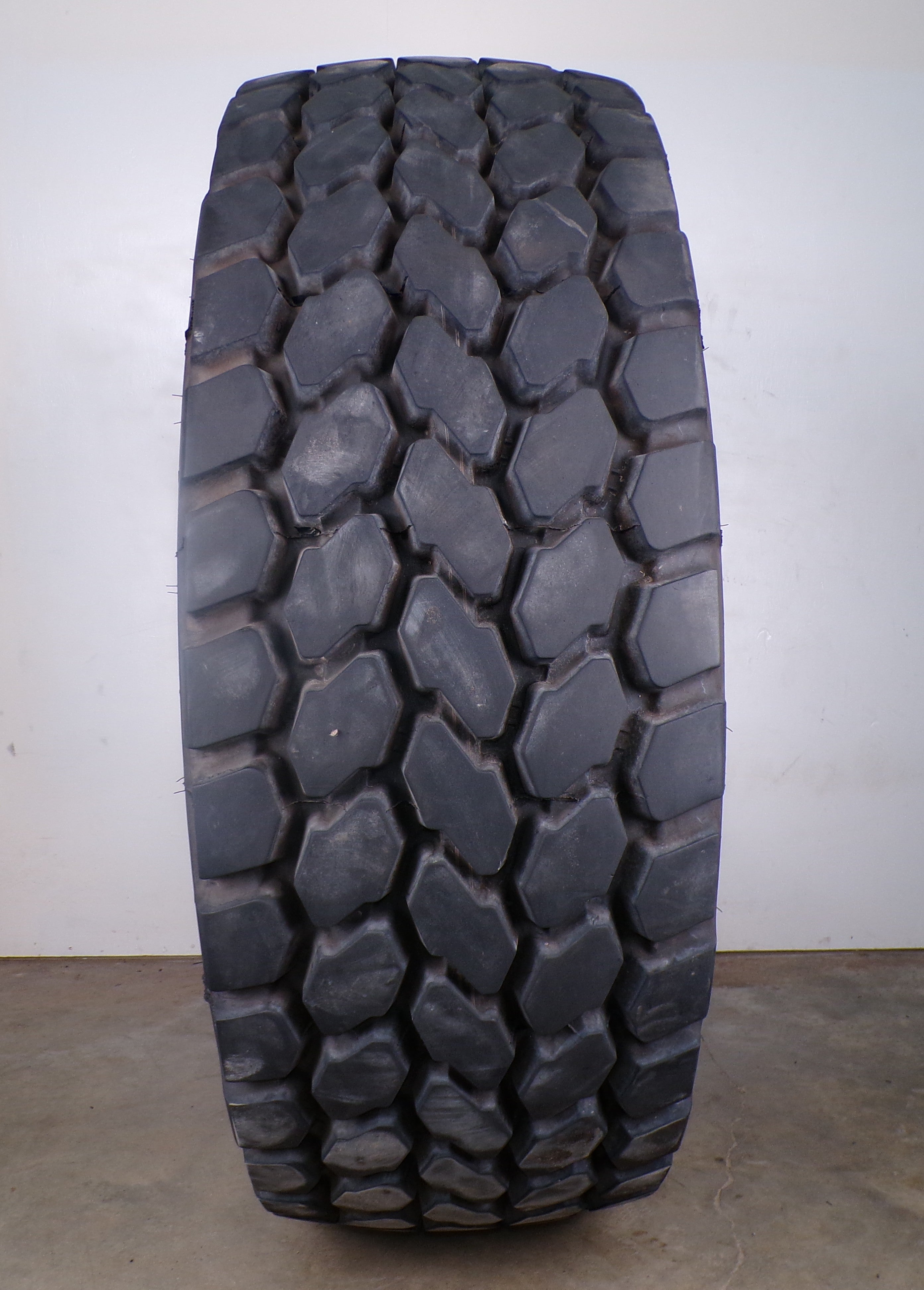 445/80R25 Michelin XGC Used 90%