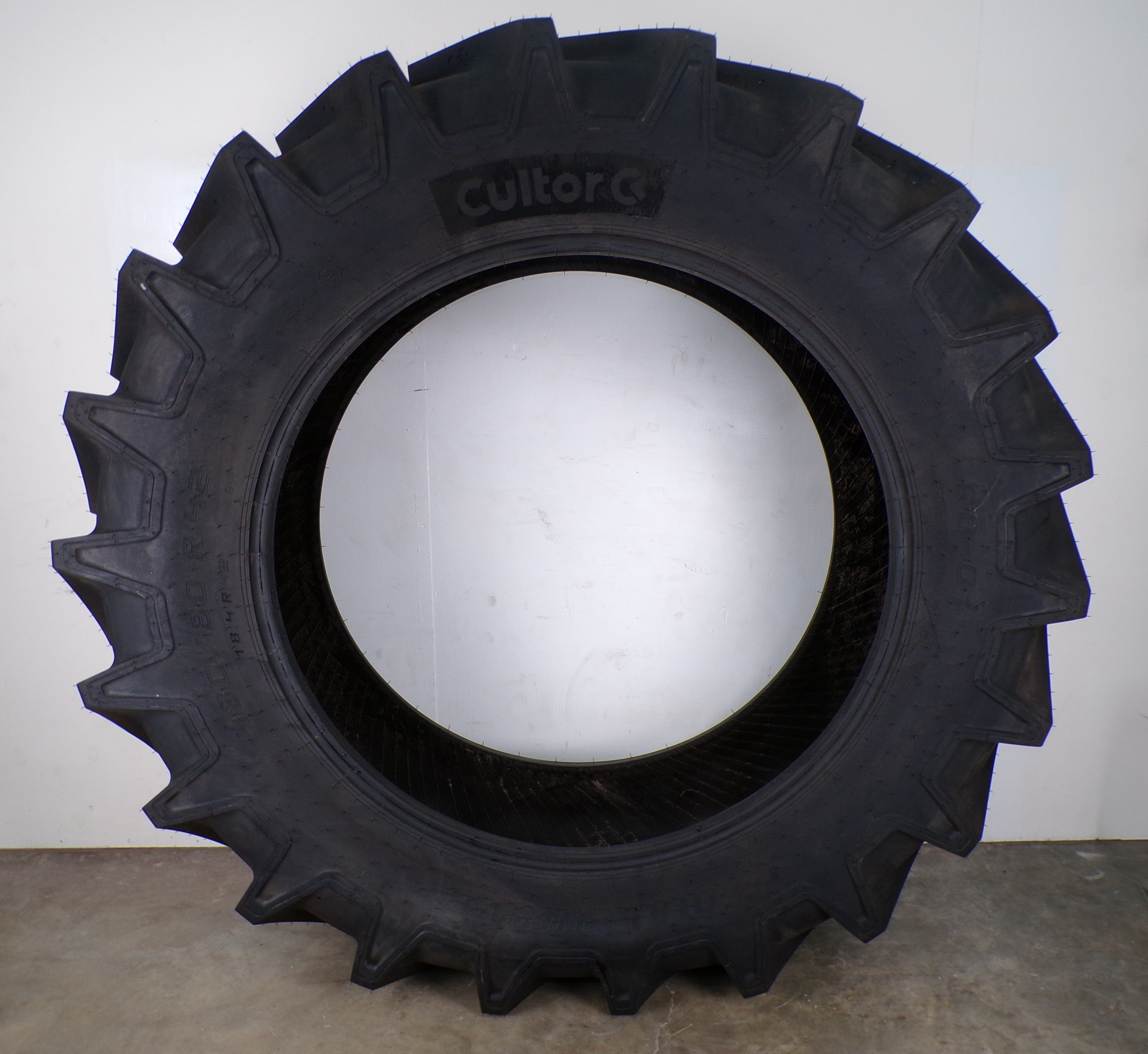 480/80R42 Cultor RD-01