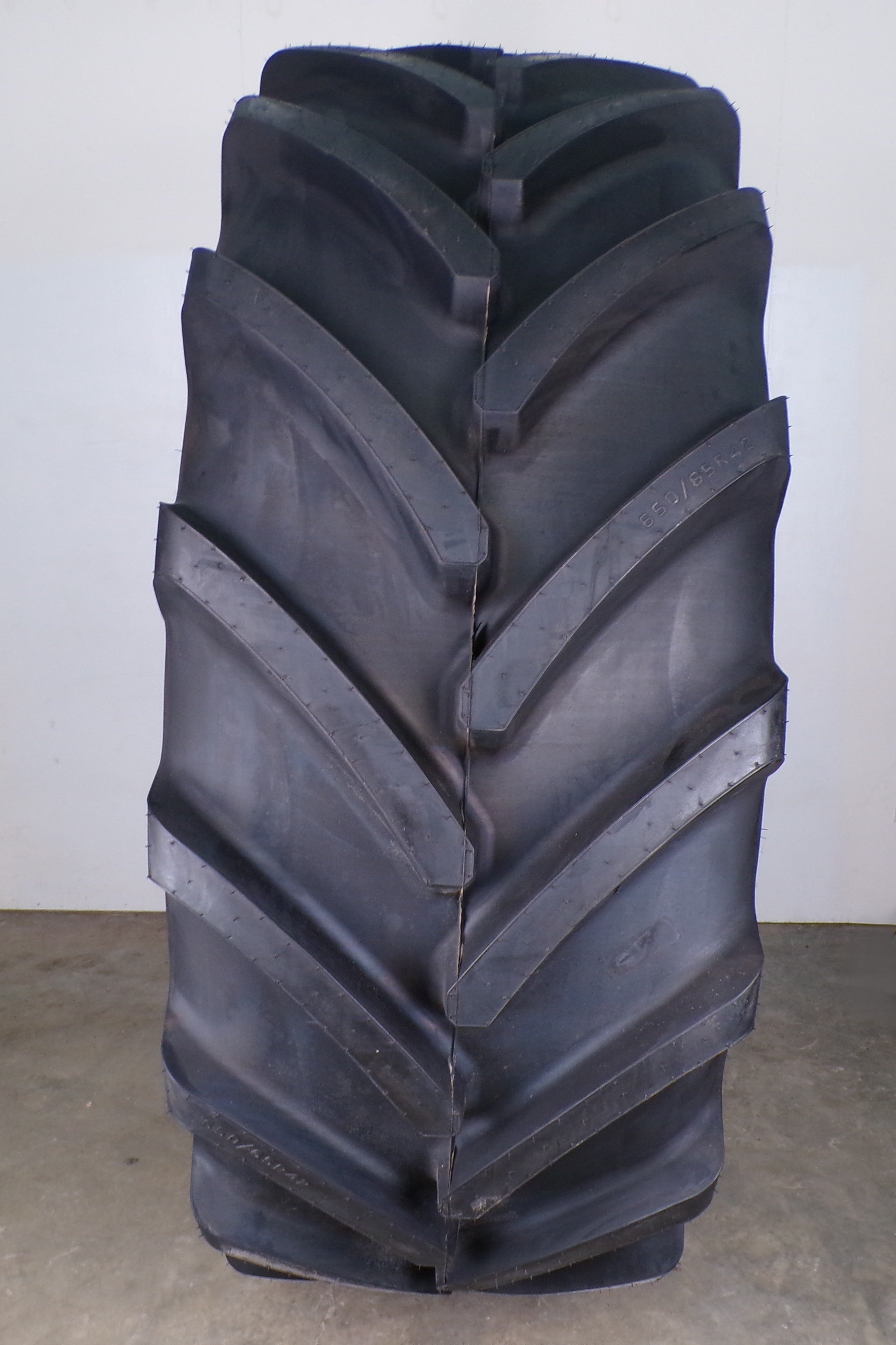 VF650/65R42 Bridgestone VT-Tractor 170D/167E TL