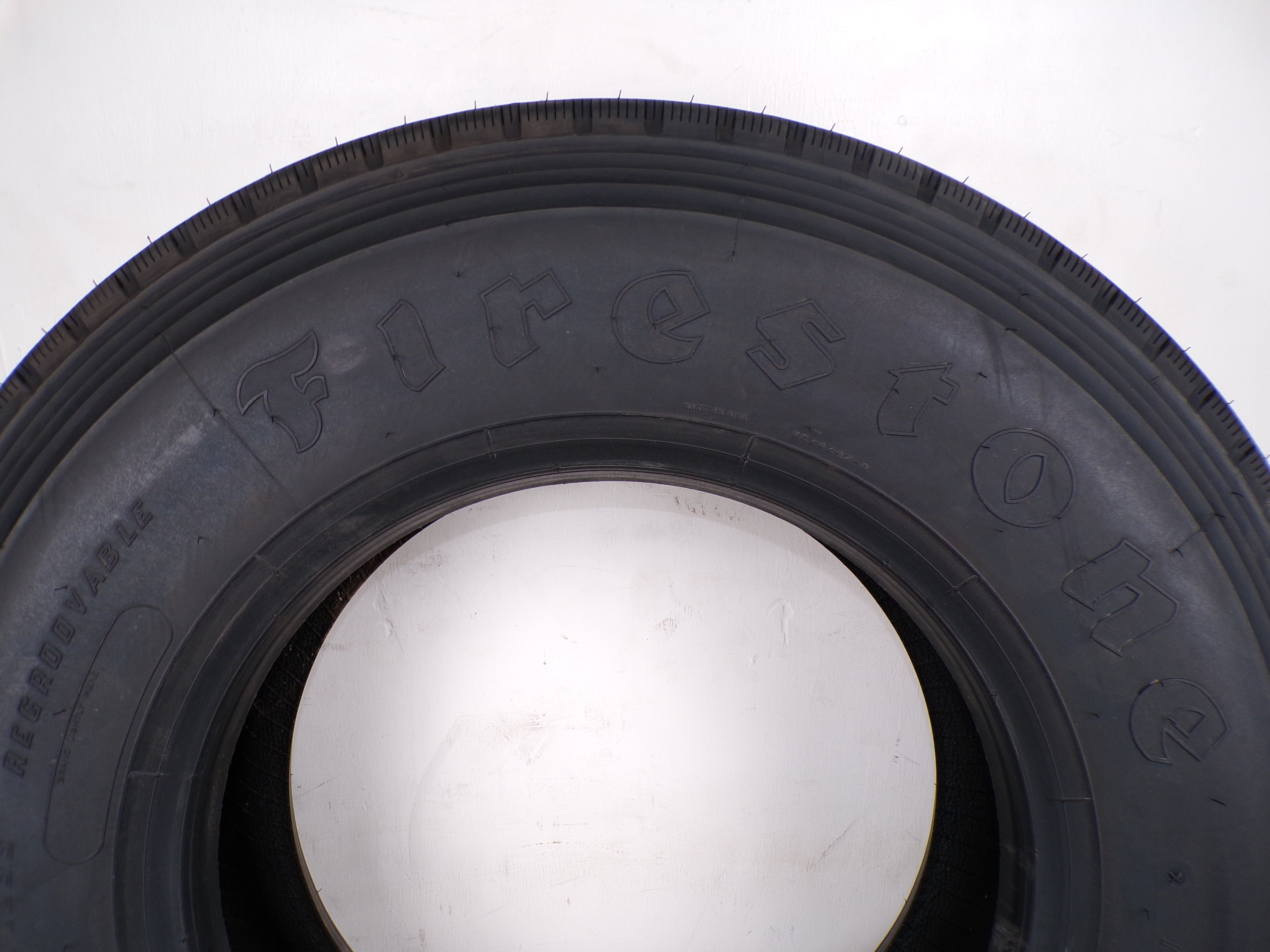 11R22.5 Firestone FS560 Plus Radial