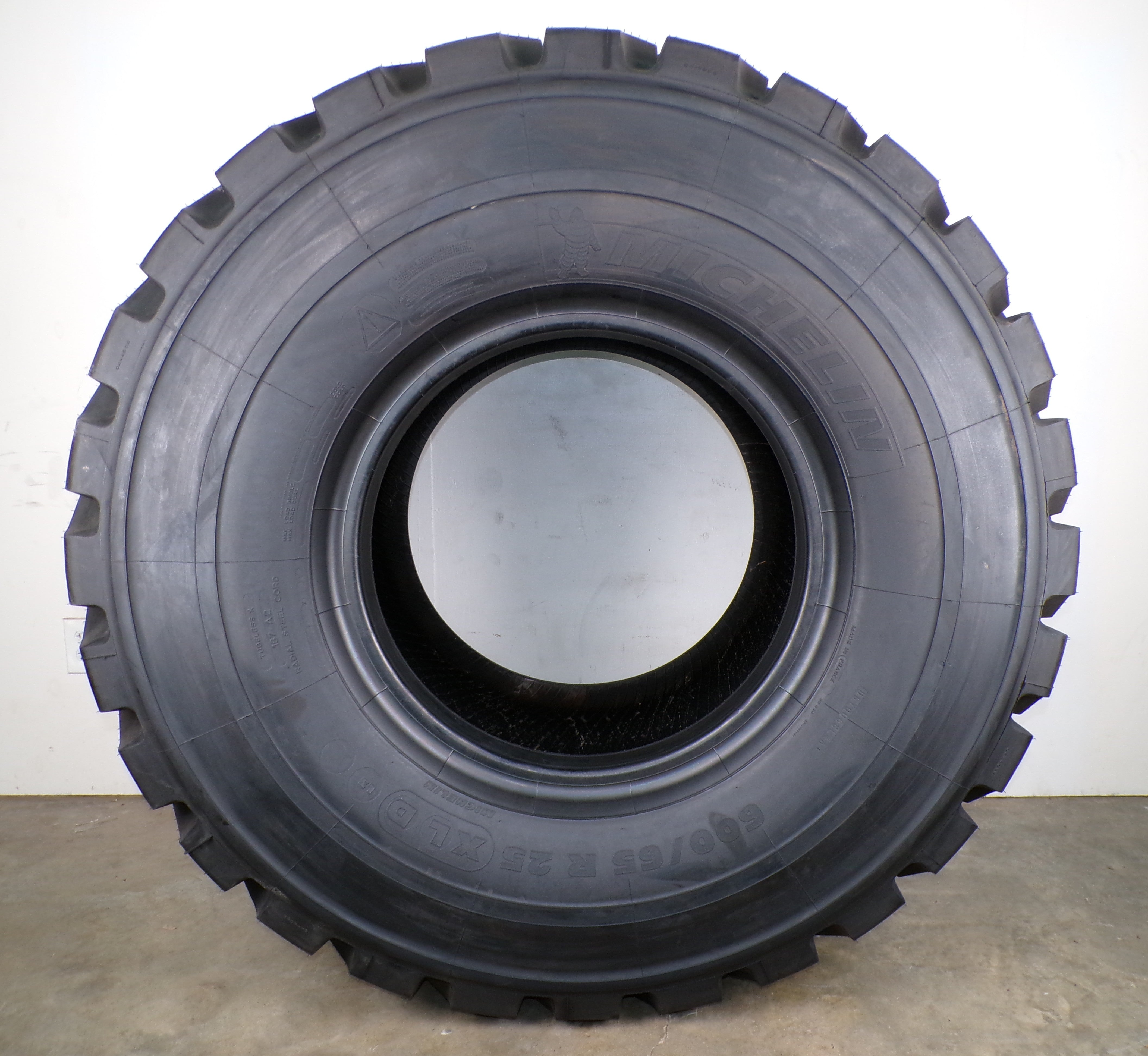 600/65R25 Michelin XLD NEW