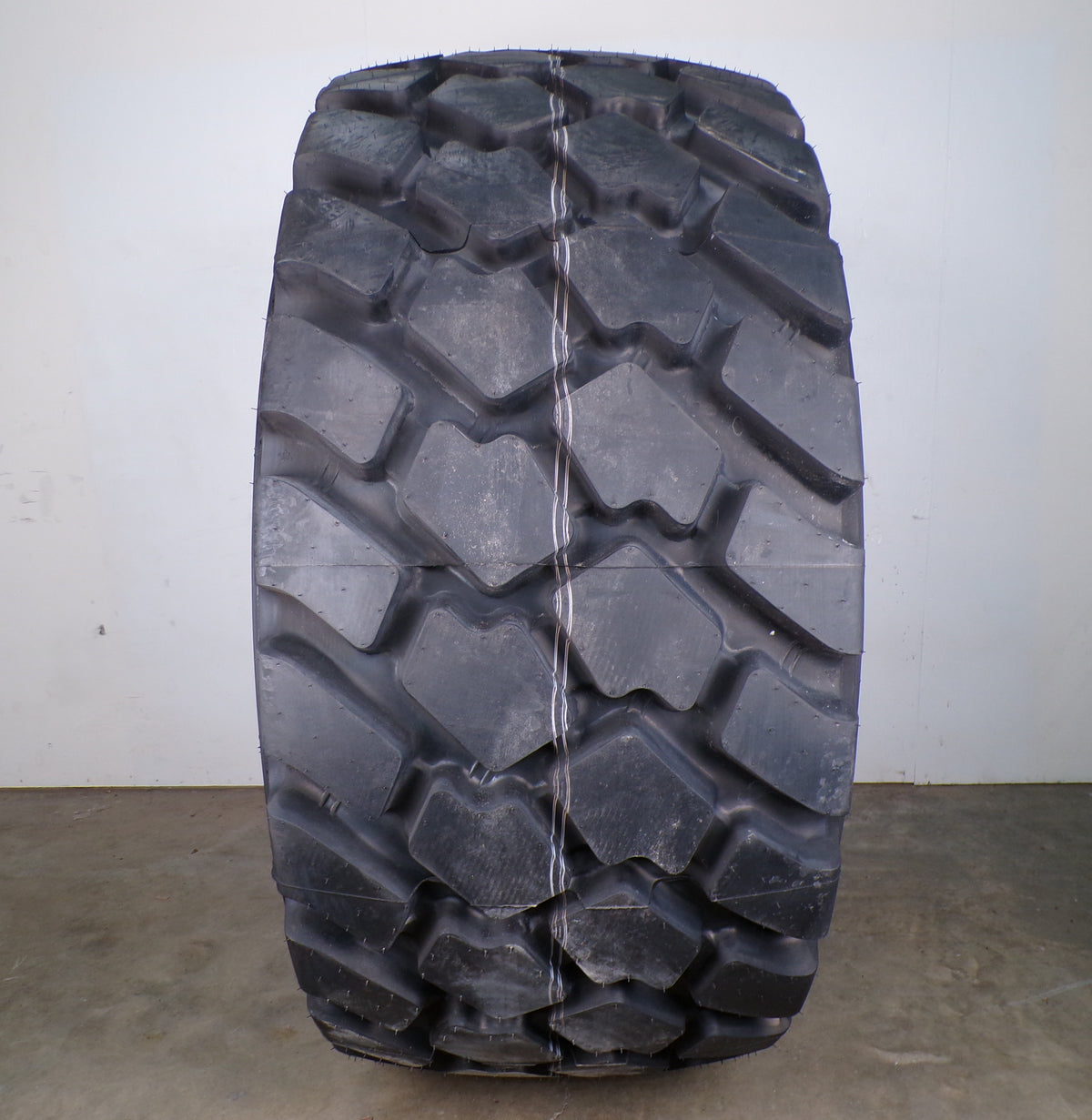 600/65R25 Michelin XLD NEW