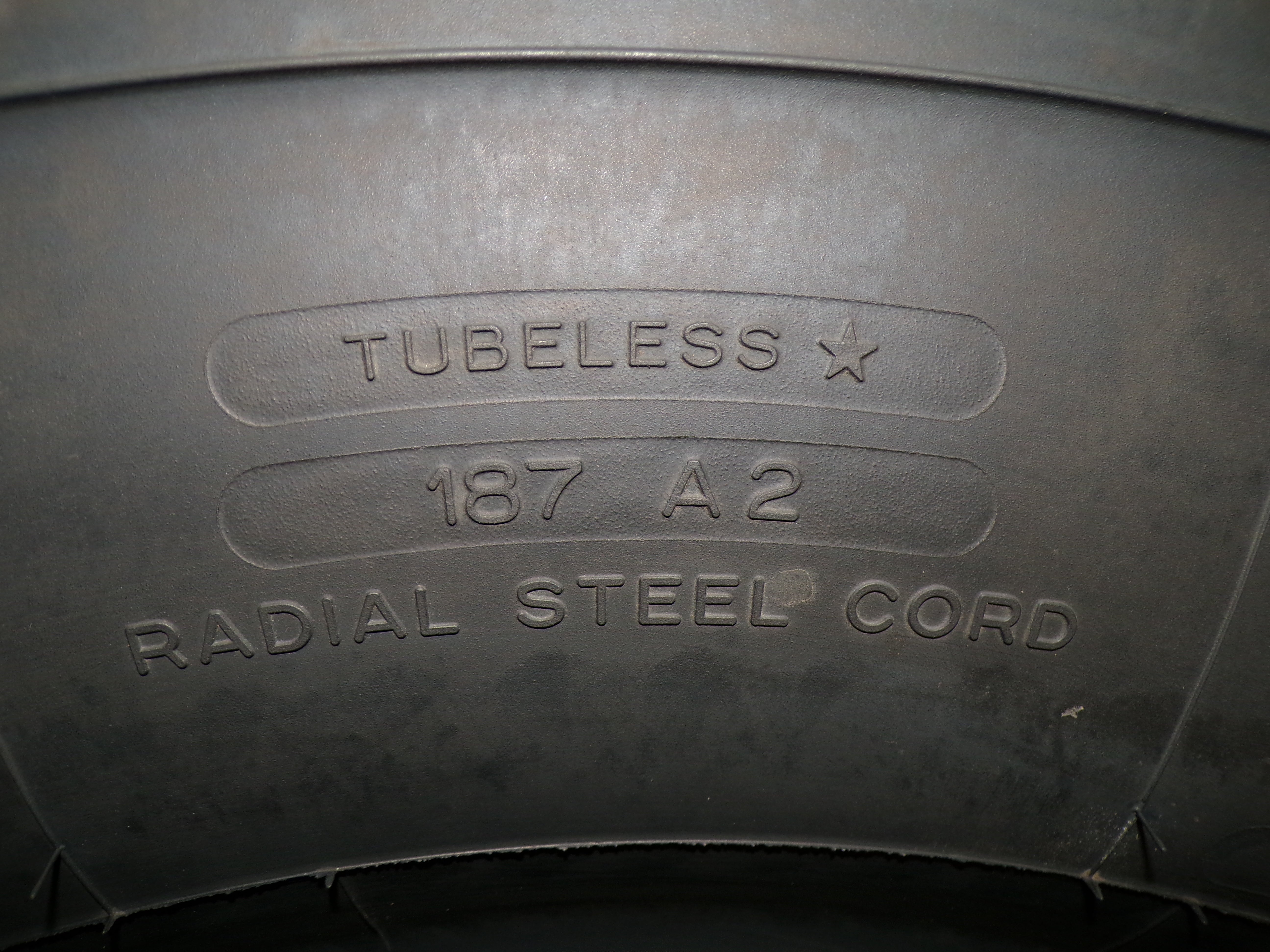 600/65R25 Michelin XLD NEW