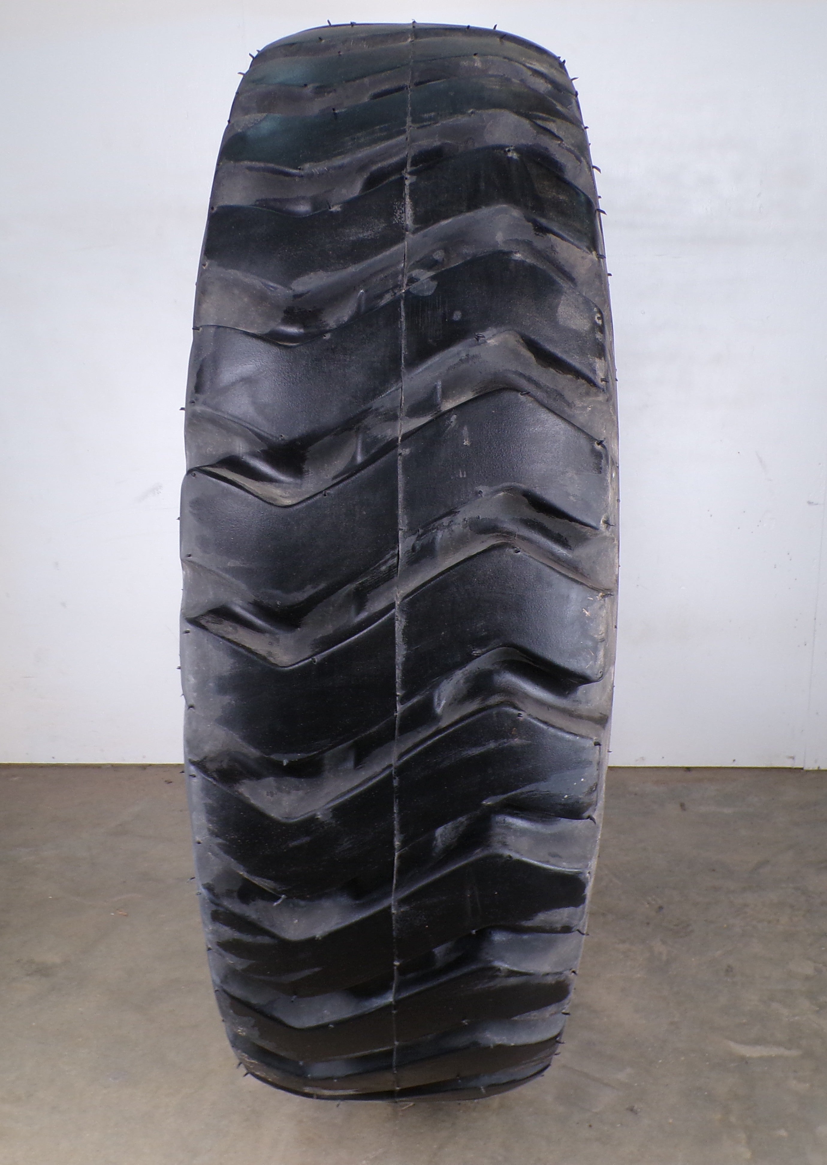 16.00-25 STA Rock Service E-3/L-3 NEW