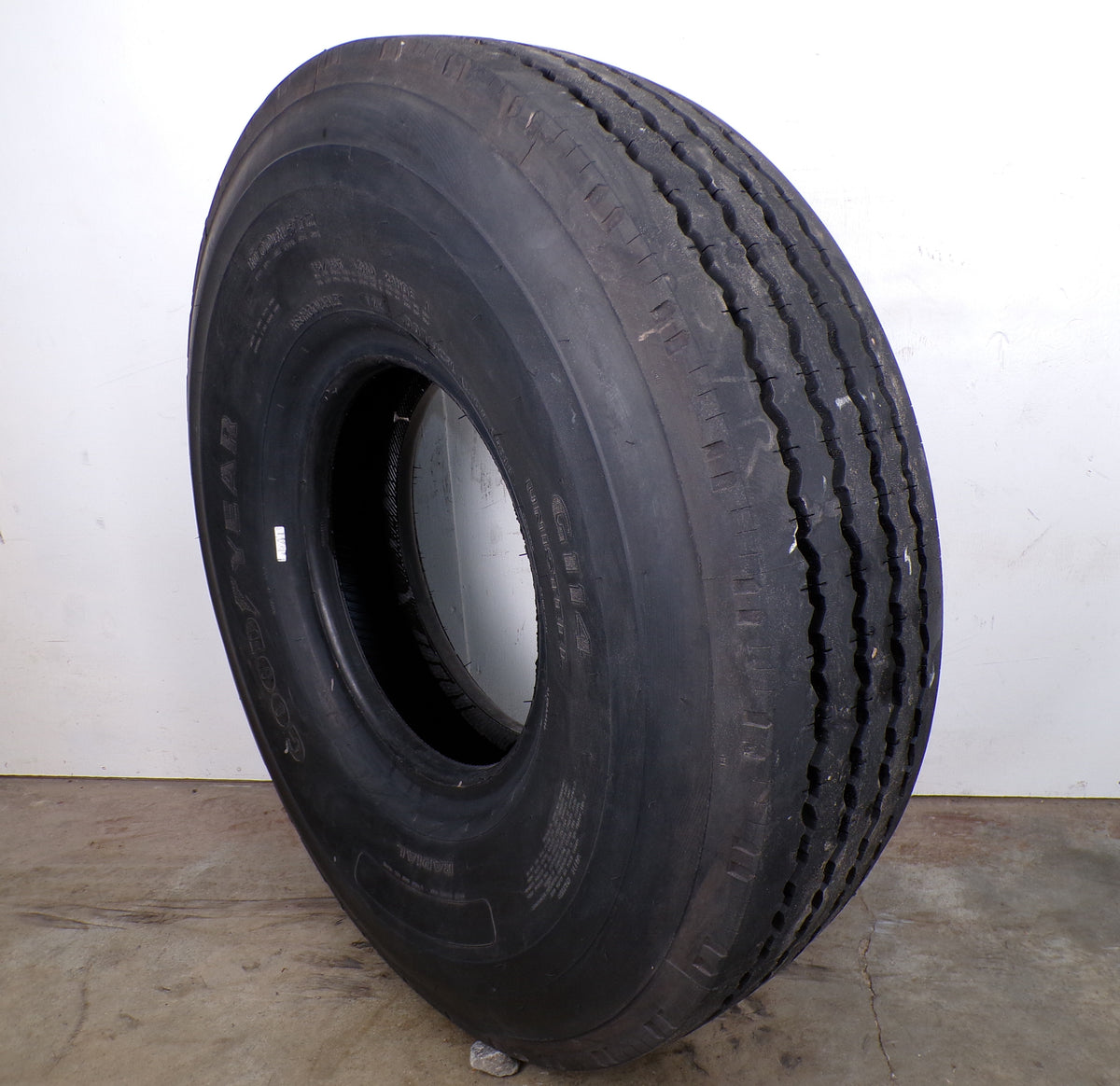 10.00R15 Goodyear G114 Unisteel Used