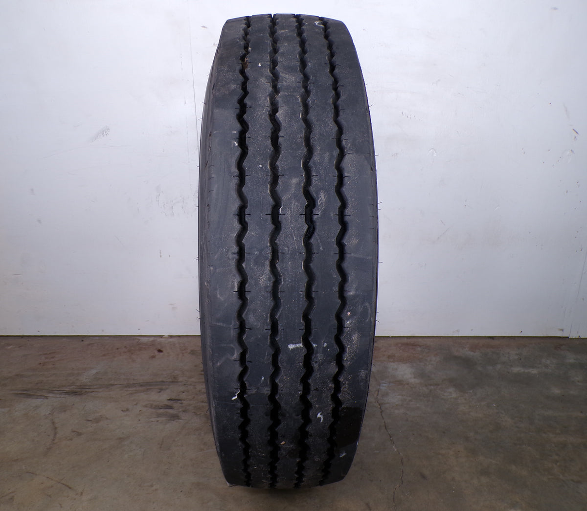 10.00R15 Goodyear G114 Unisteel Used