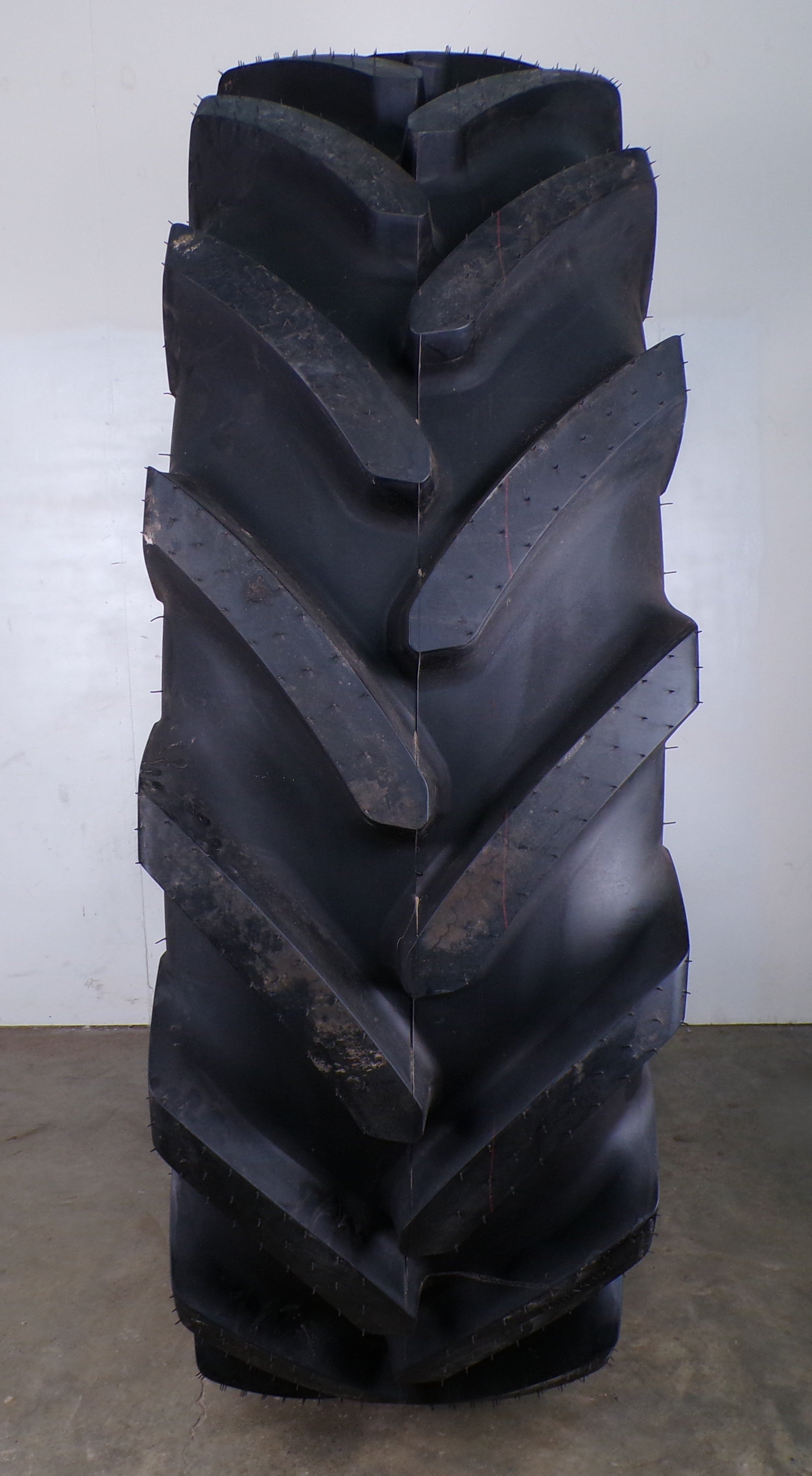 520/85R42 (20.8R42) Michelin Mega X BIB