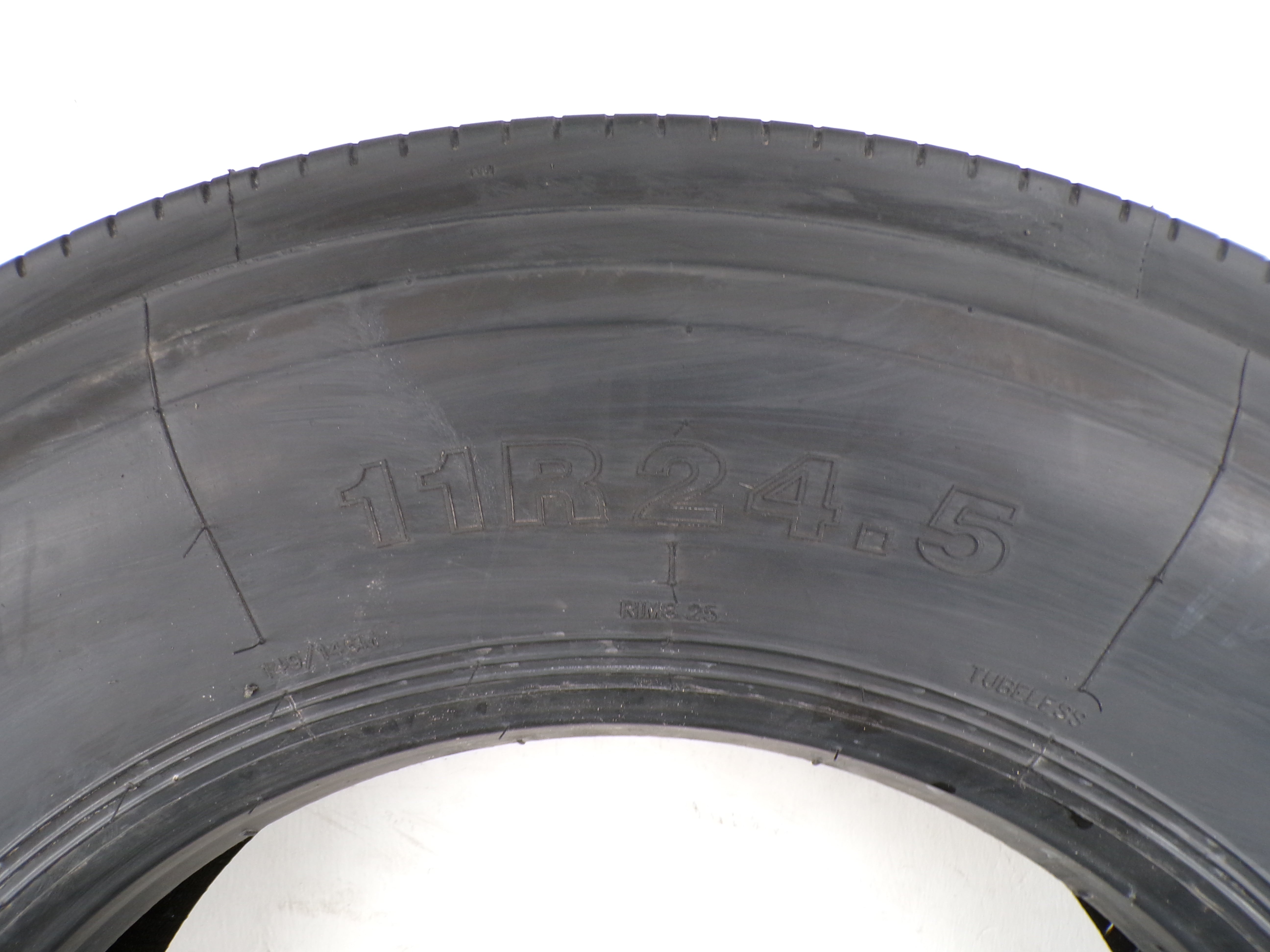 11R24.5 Hercules H-903