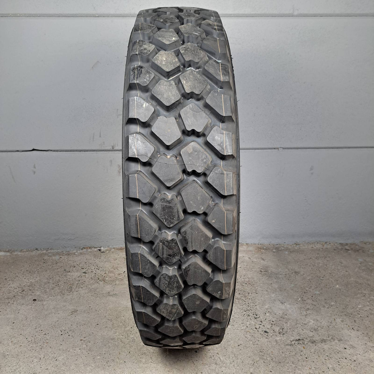 11.00R20 Michelin XZL 150/146K