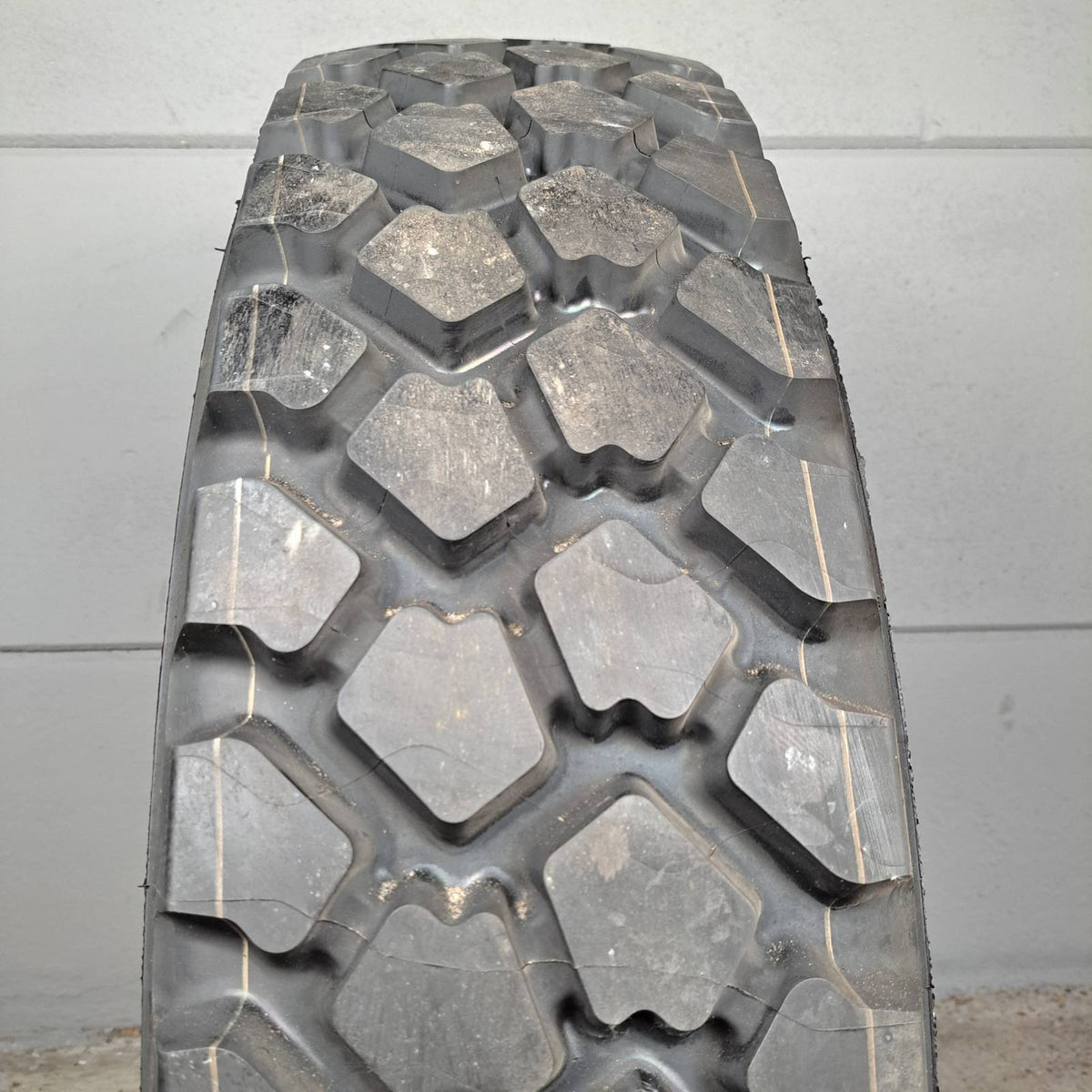 11.00R20 Michelin XZL 150/146K