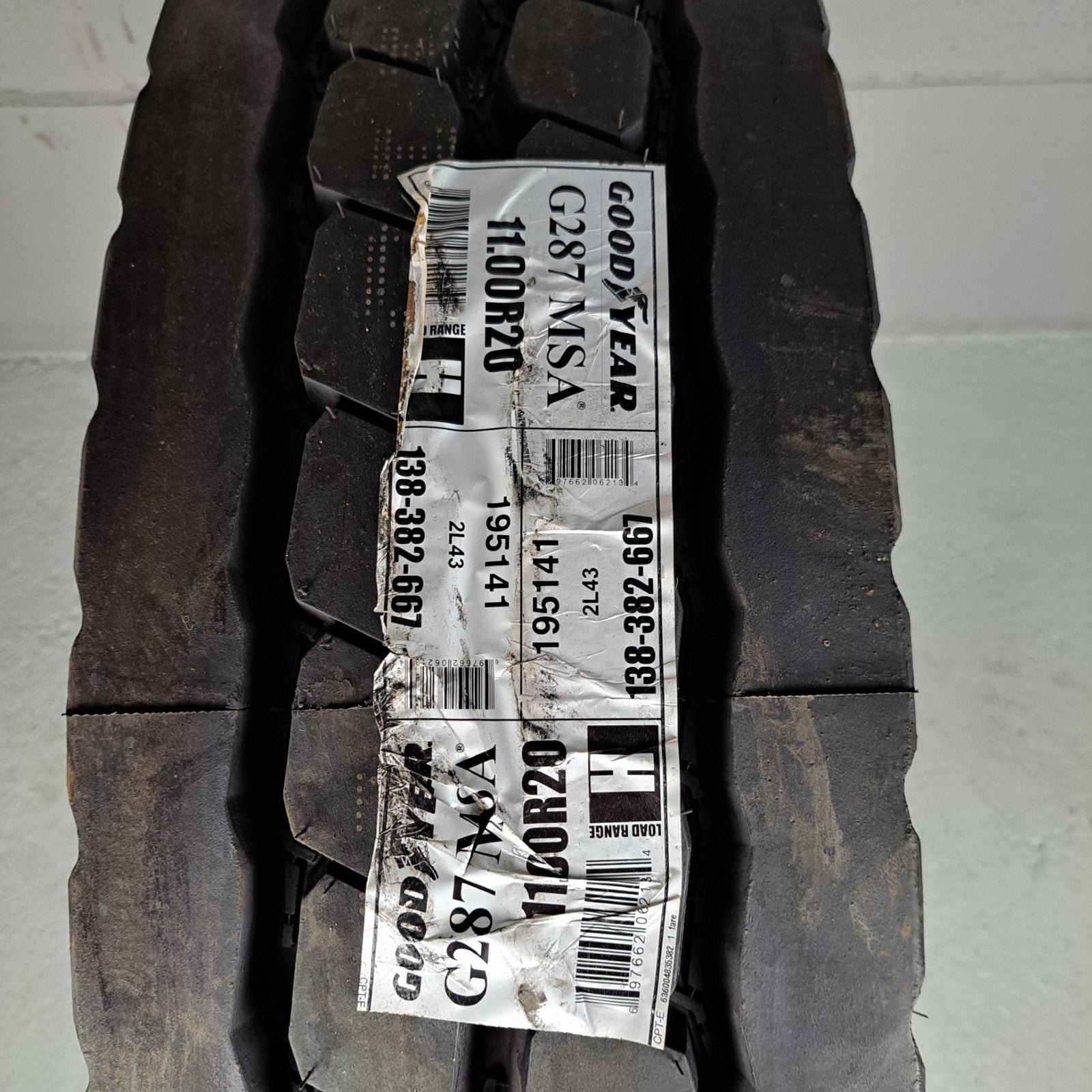 11.00R20 Goodyear G287 MSA