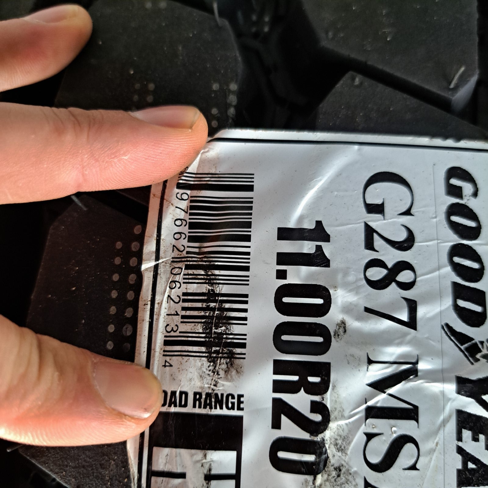 11.00R20 Goodyear G287 MSA