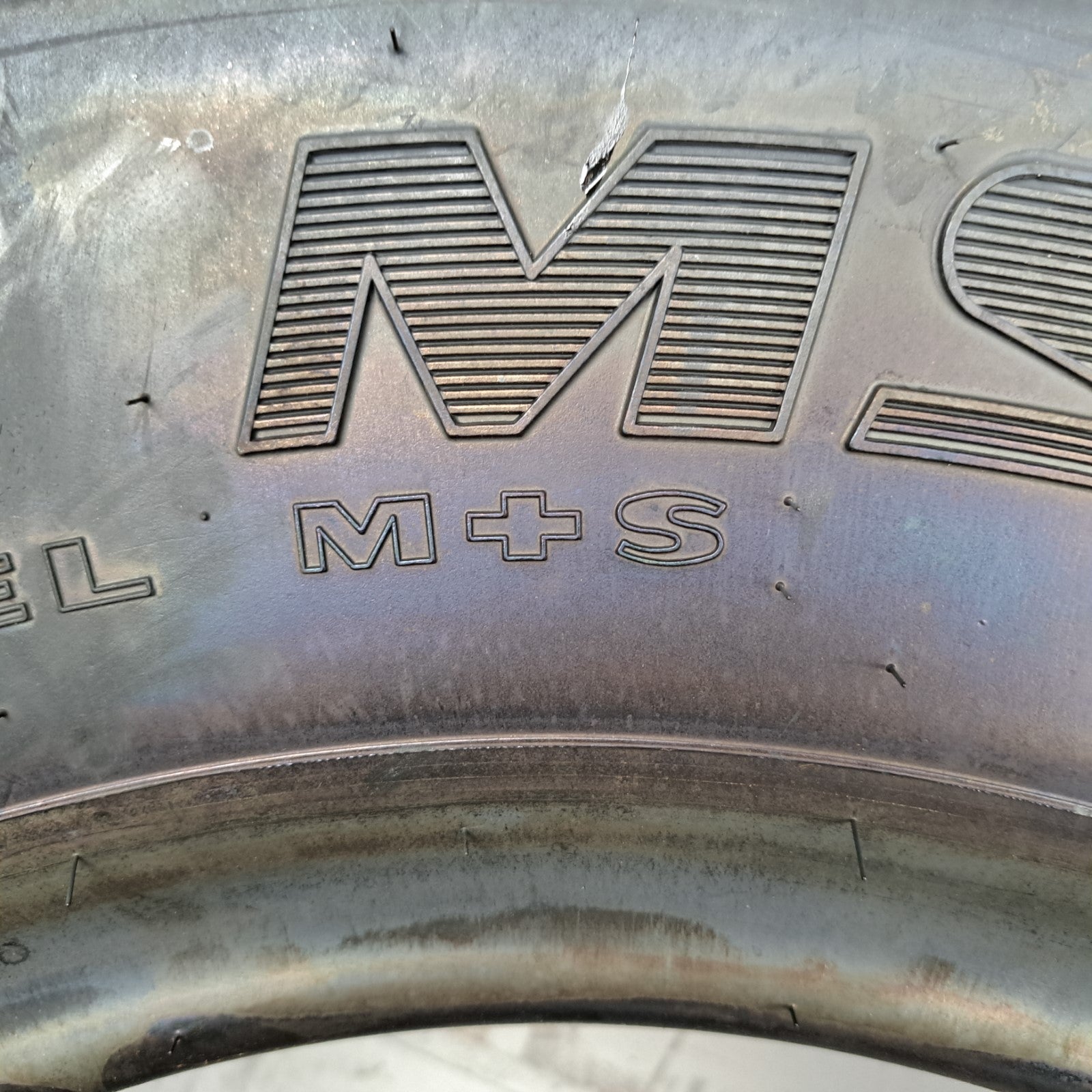 11.00R20 Goodyear G287 MSA