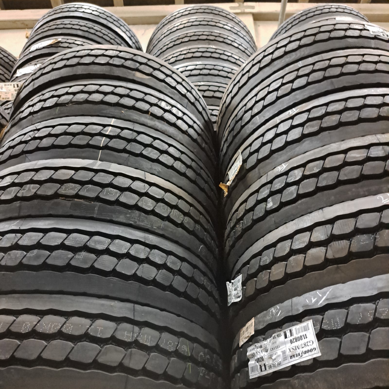 11.00R20 Goodyear G287 MSA