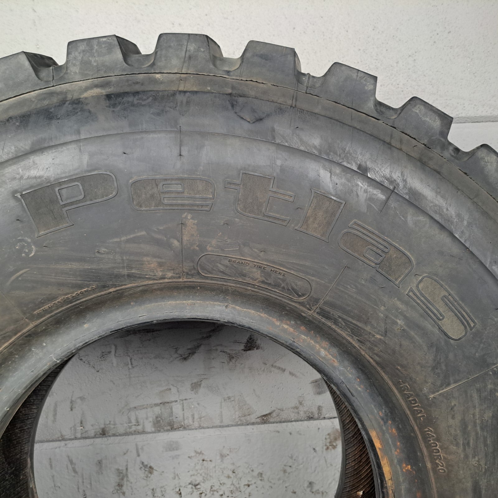 14.00R20 Petlas RM900 164/160G used