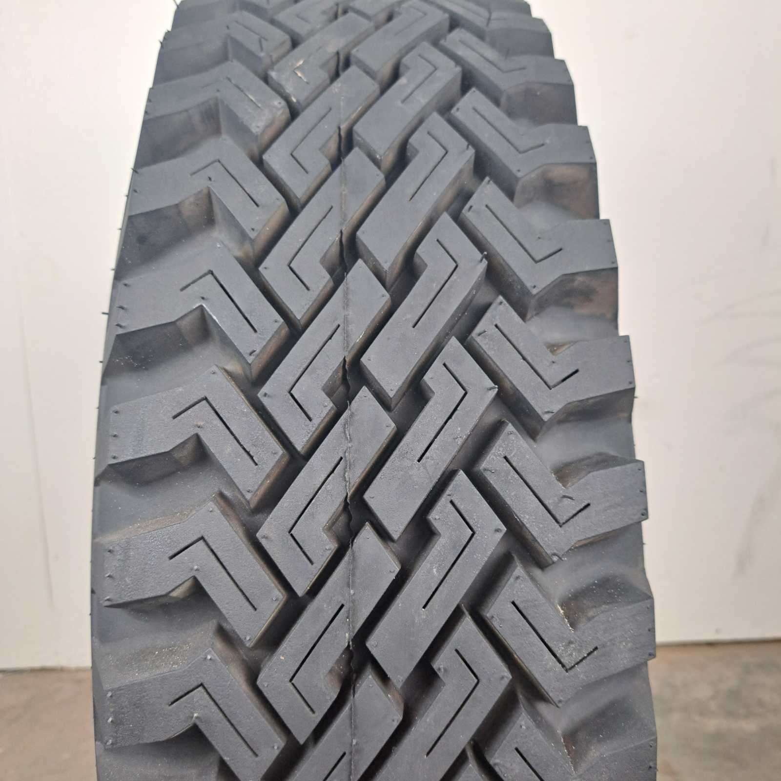 9.00-16LT Specialty Tires of America NEW