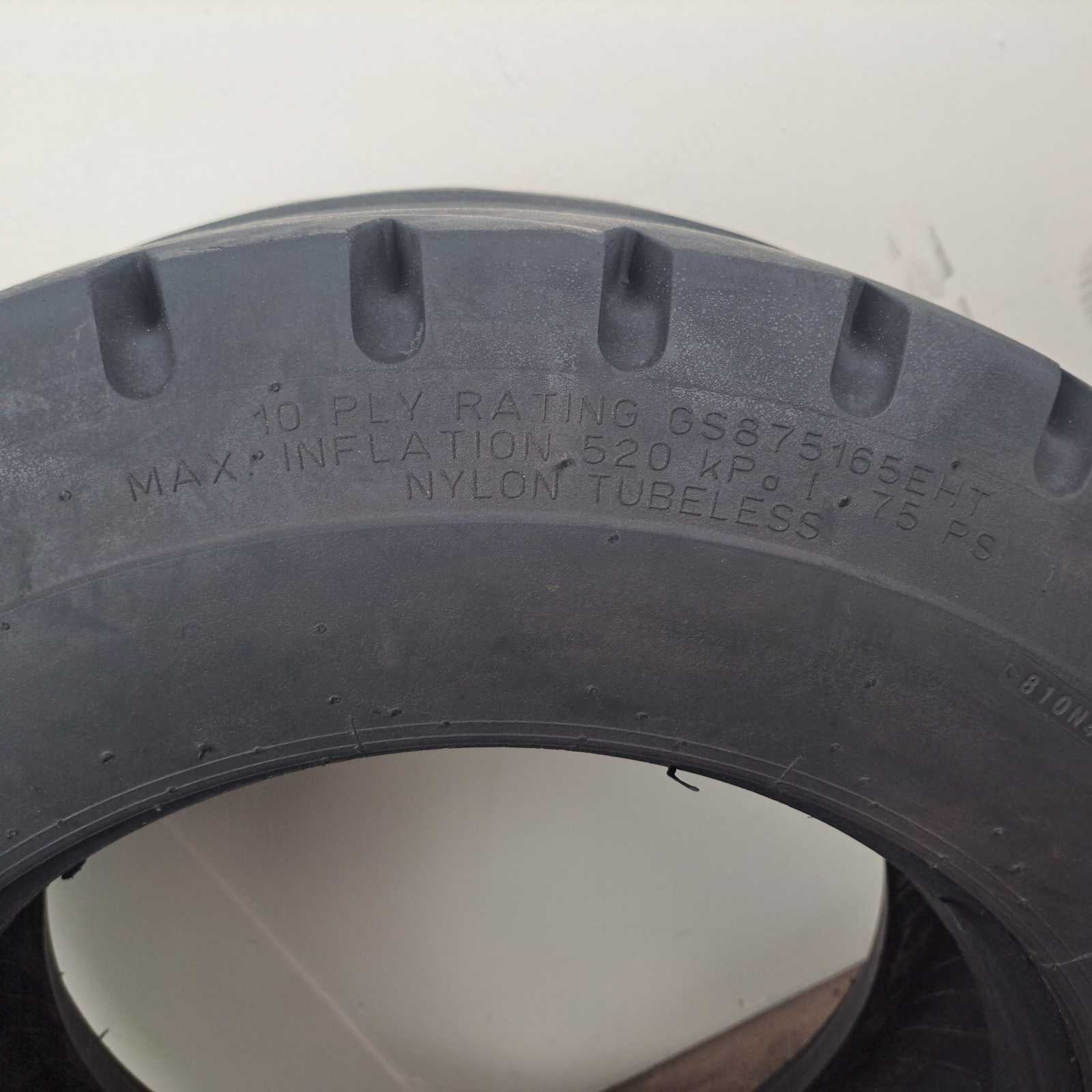 8.75-16.5 HD GSE Super Grip RIM GUARD Used