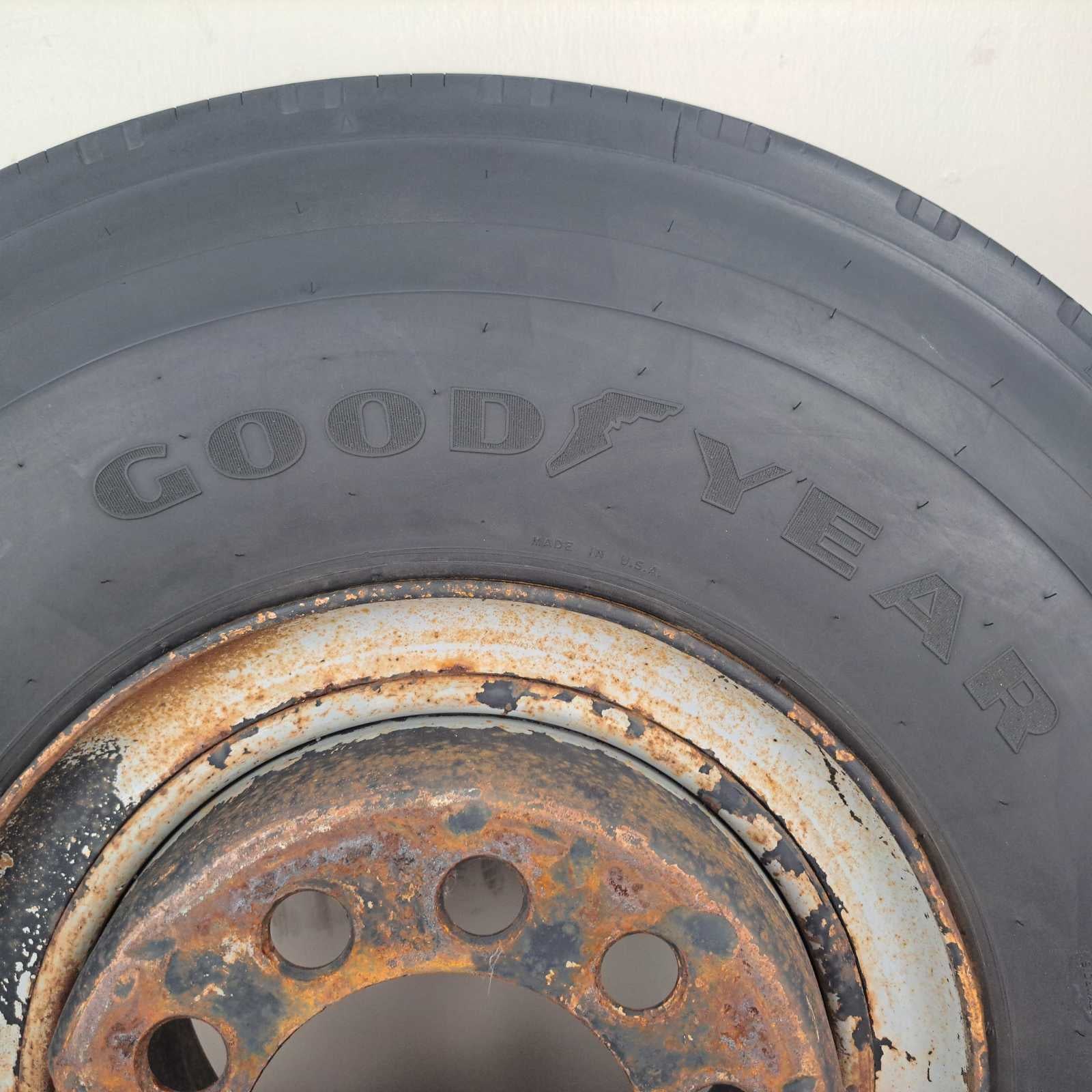 10.00R15 Goodyear G114 Used on 10 hole used wheel