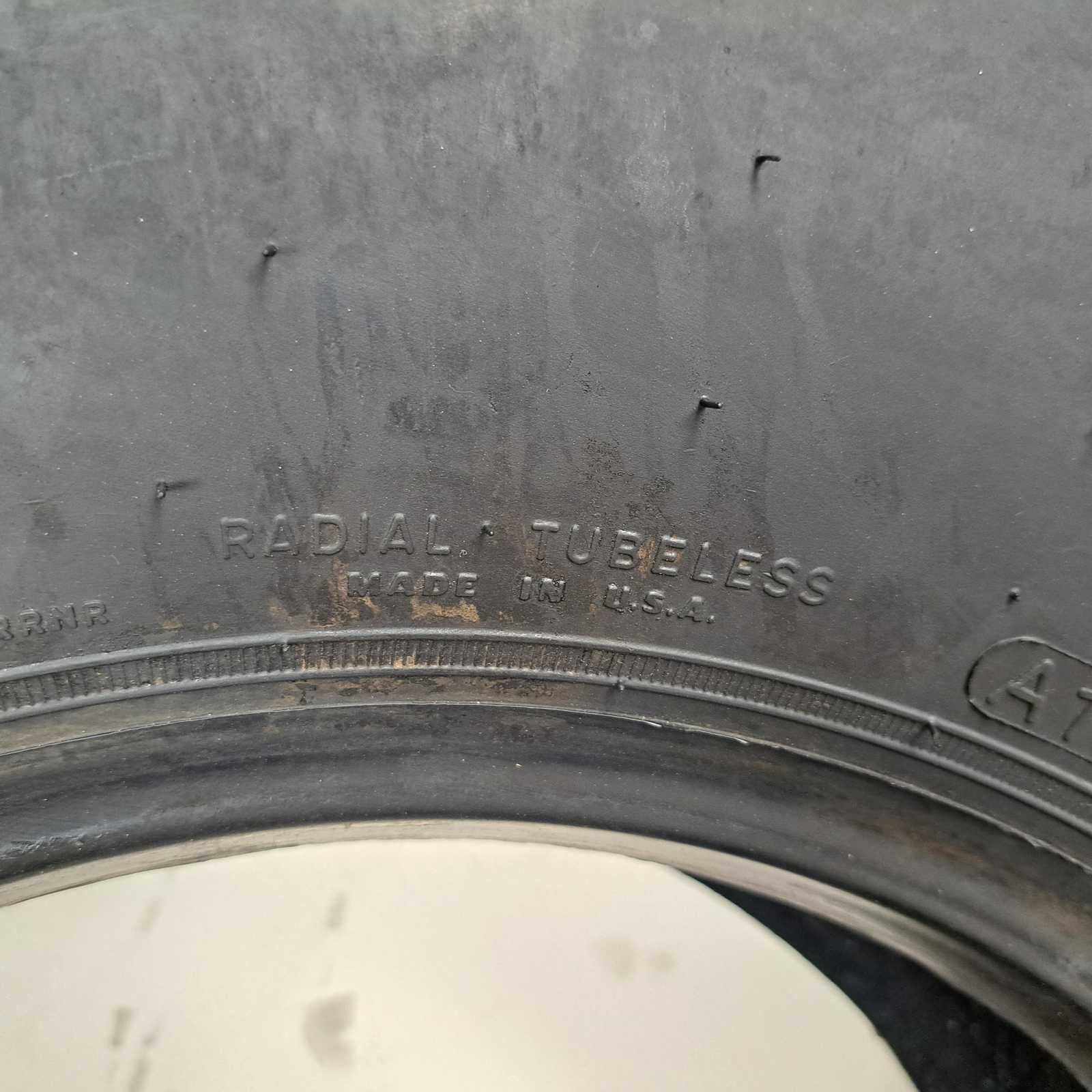37X12.50R16.5LT Goodyear Wrangler MT Used