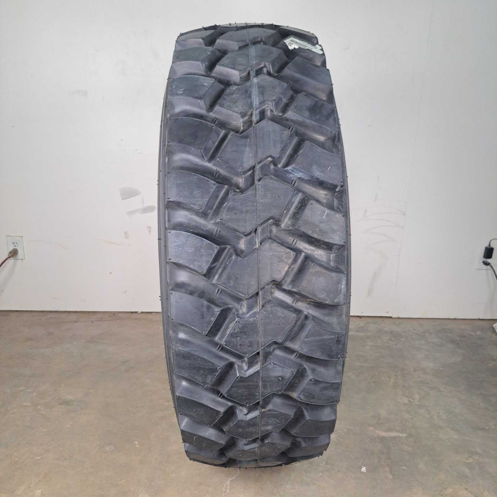 445/80R25 Bridgestone V-steel G-traction NEW