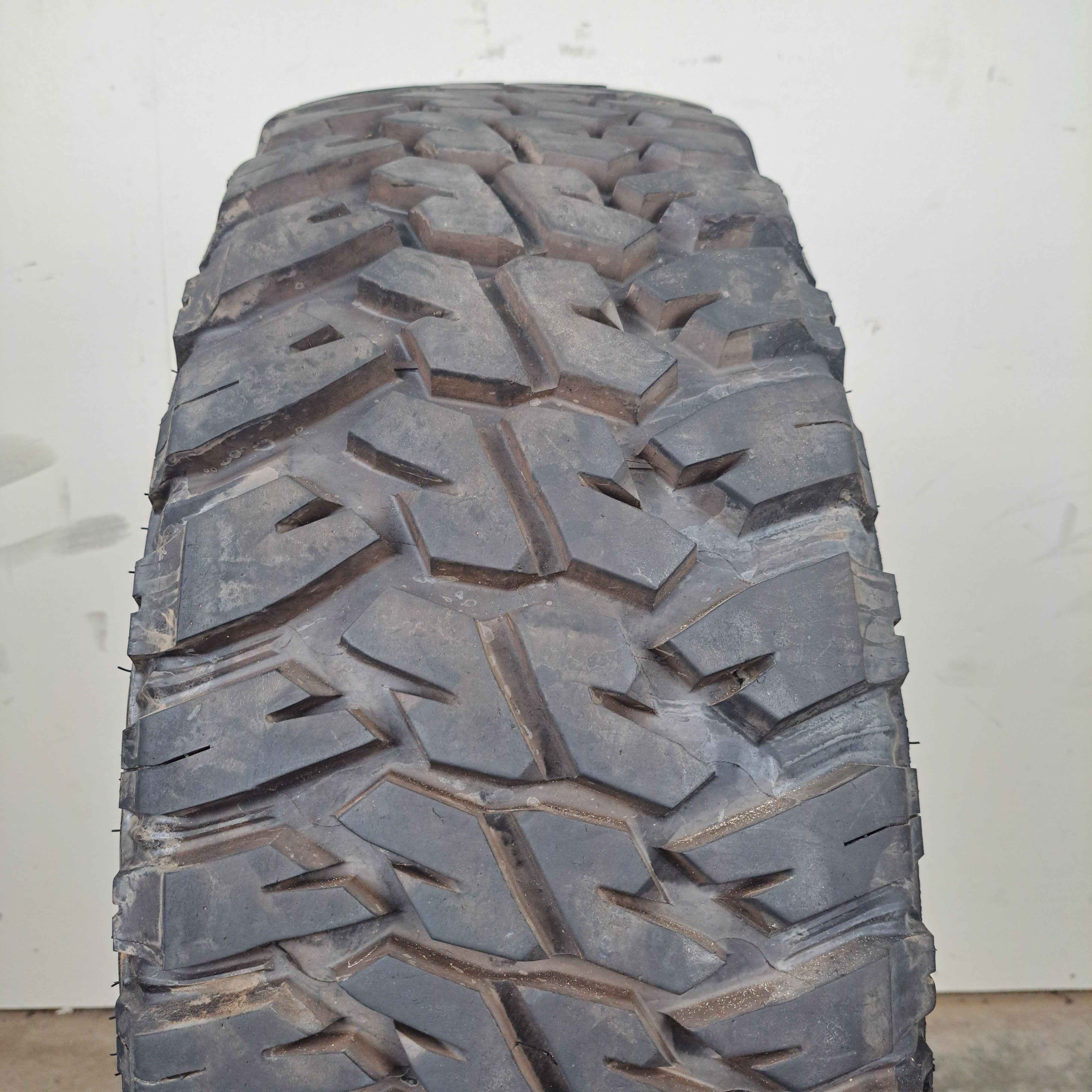 37X12.50R16.5LT Goodyear Wrangler MT/R Used