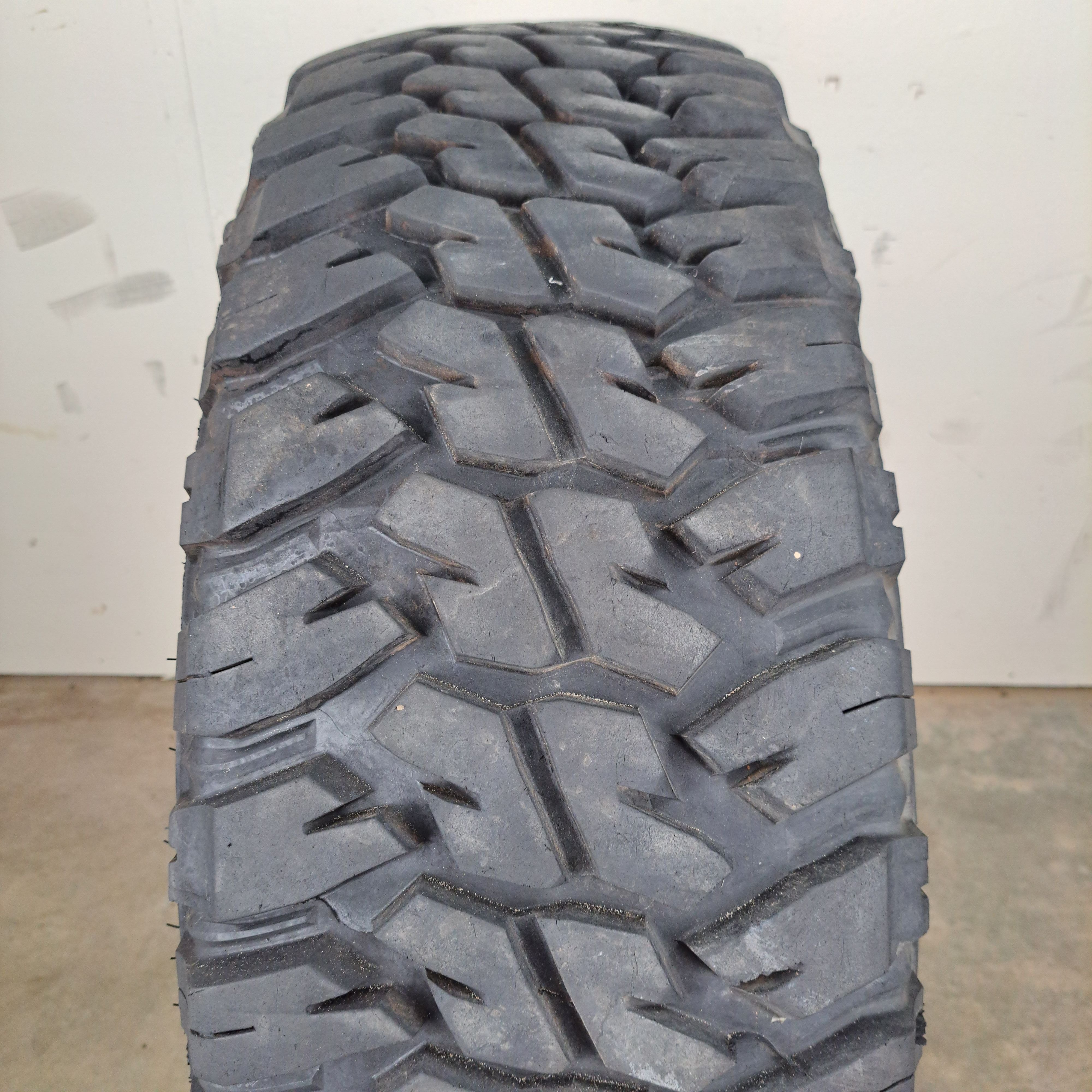 37X12.50R16.5LT Goodyear Wrangler MT/R Used