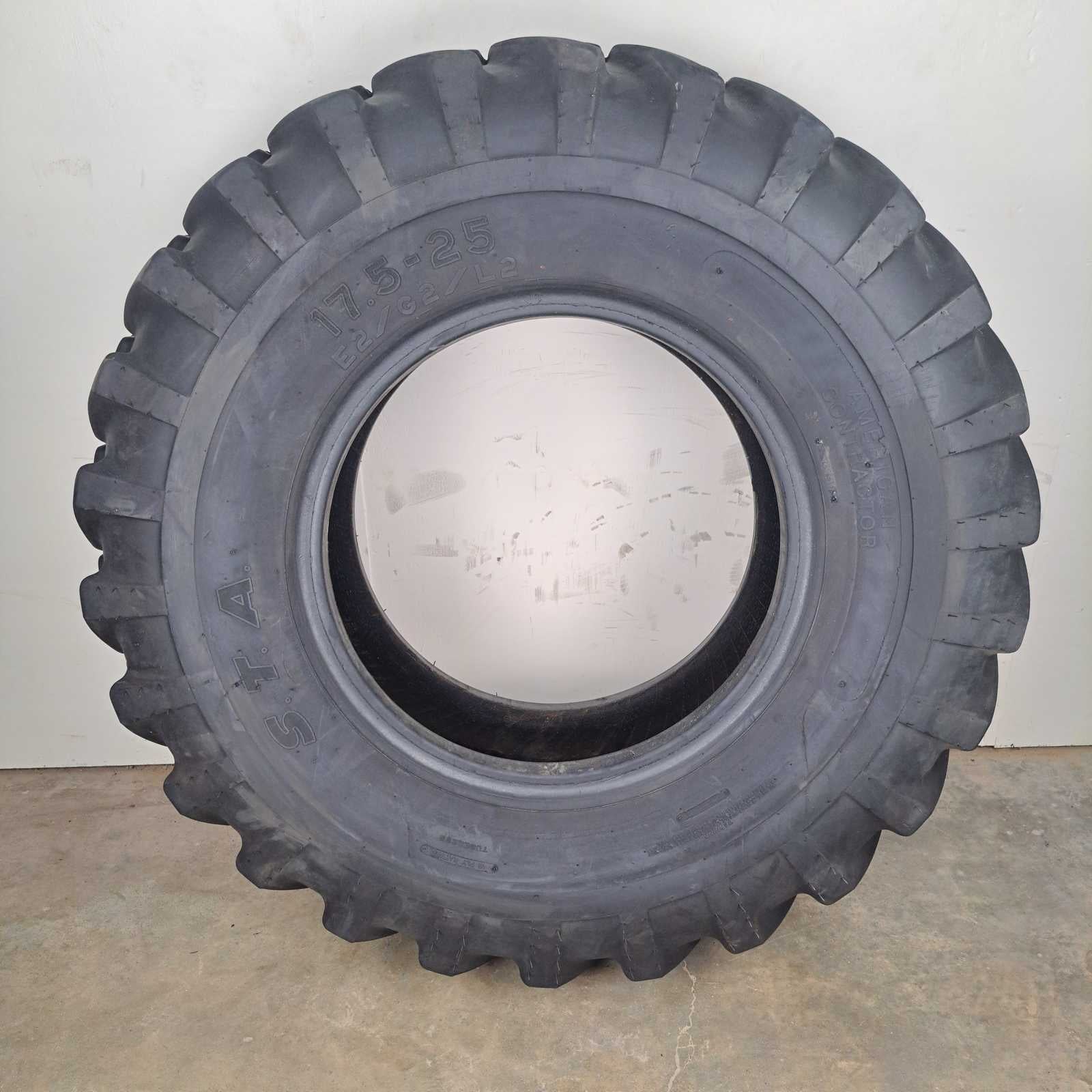 17.5-25 S.T.A. American Contractor E2/G2/L2 used