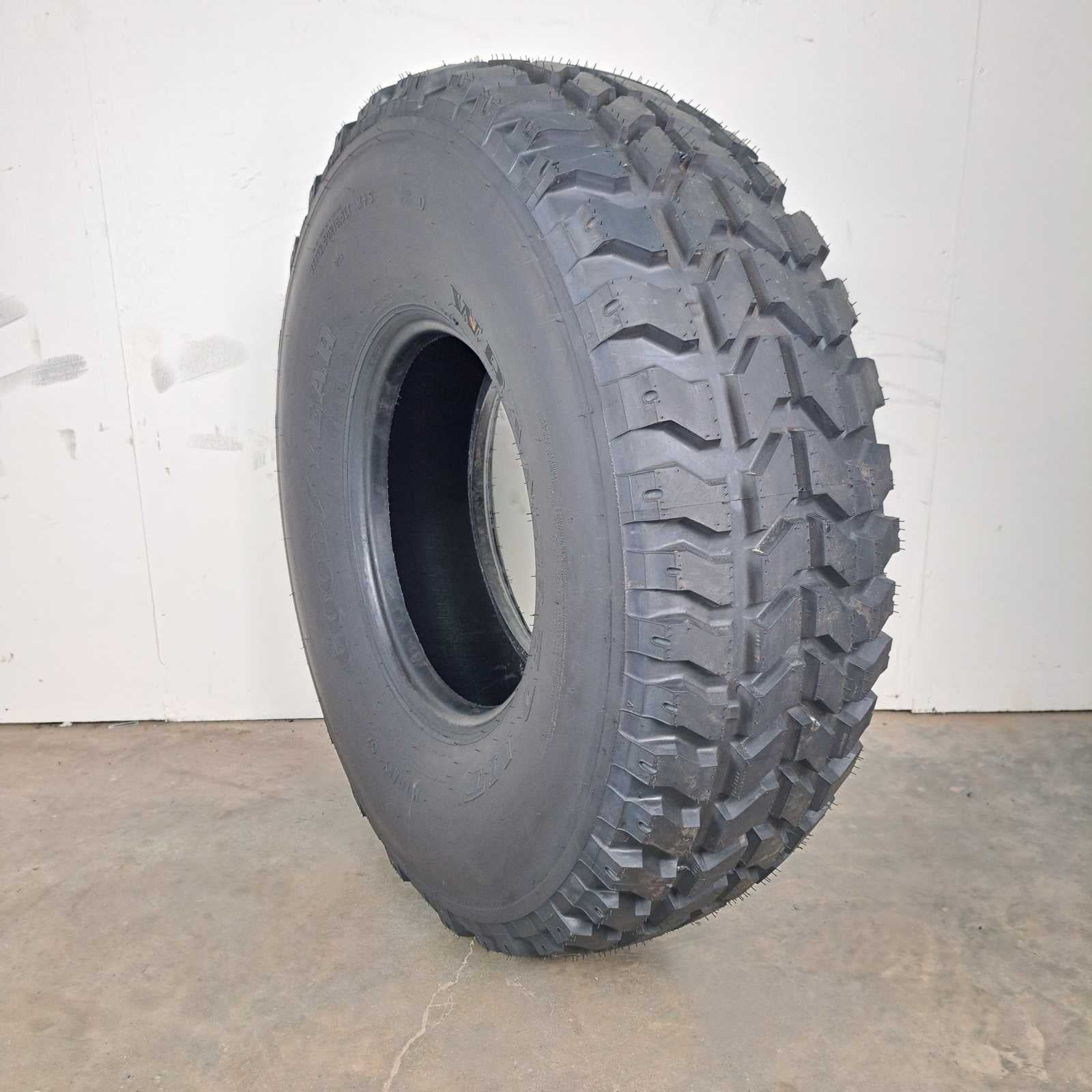 37X12.50R16.5LT Goodyear Wrangler MT New