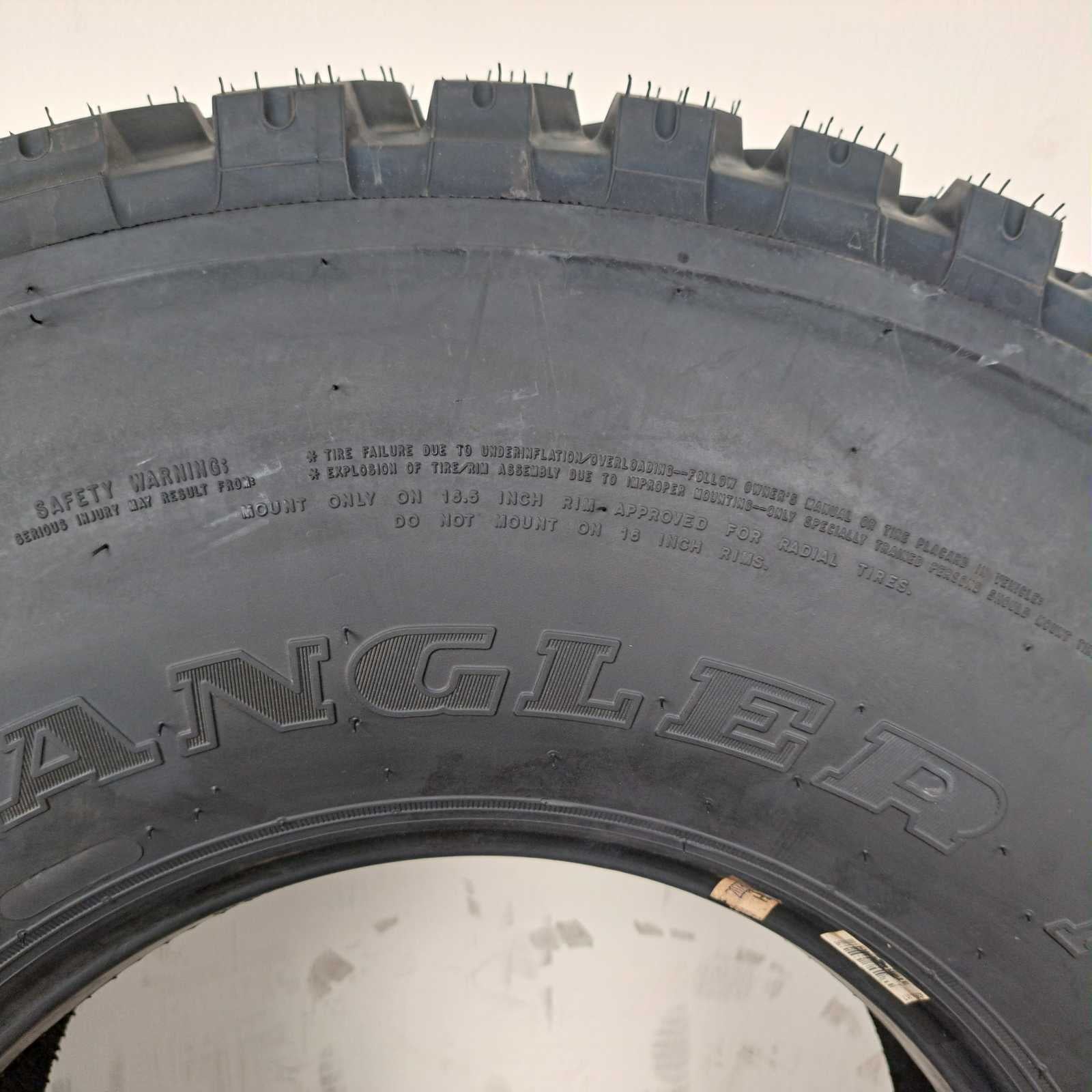 37X12.50R16.5LT Goodyear Wrangler MT New