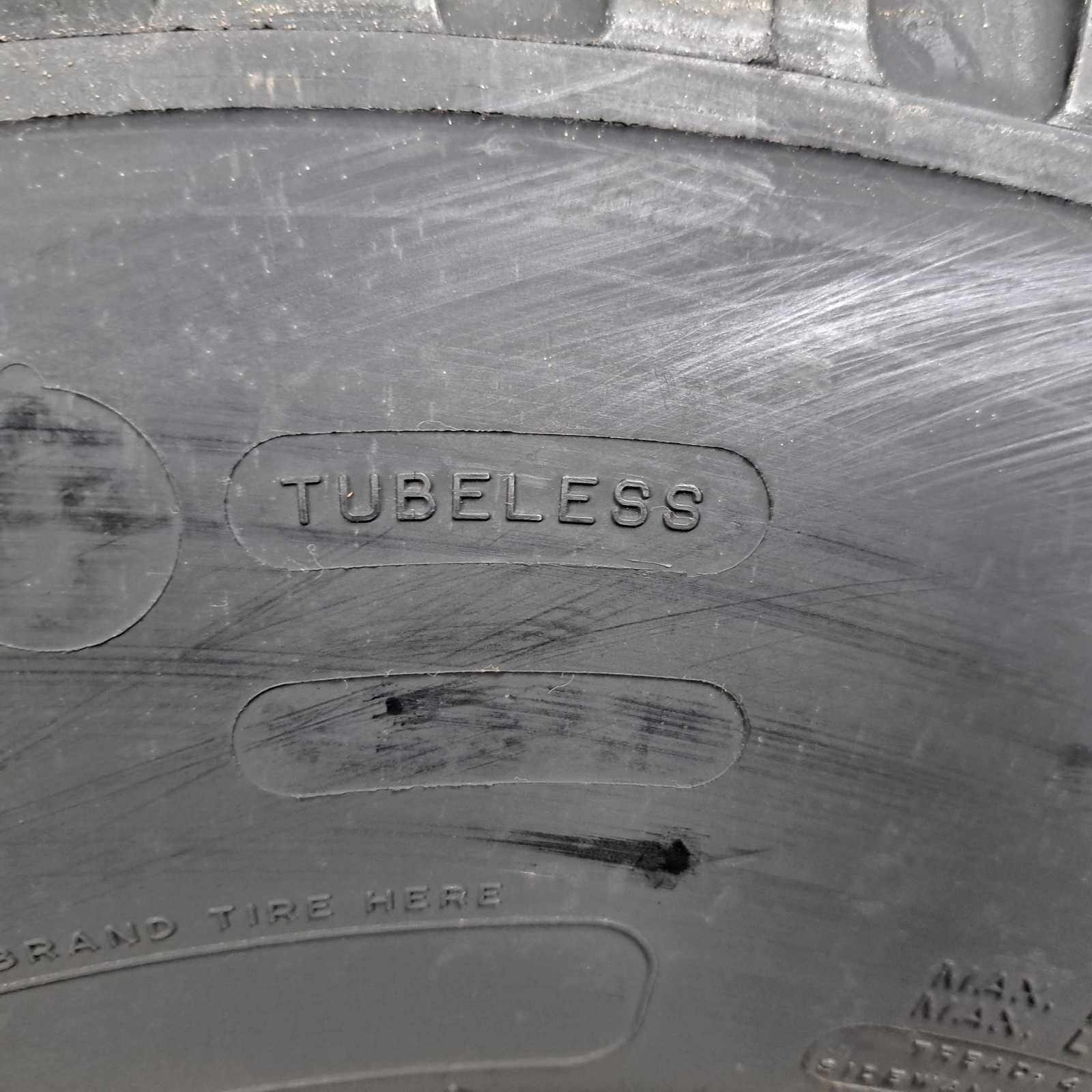 11.00R16 Michelin XZL