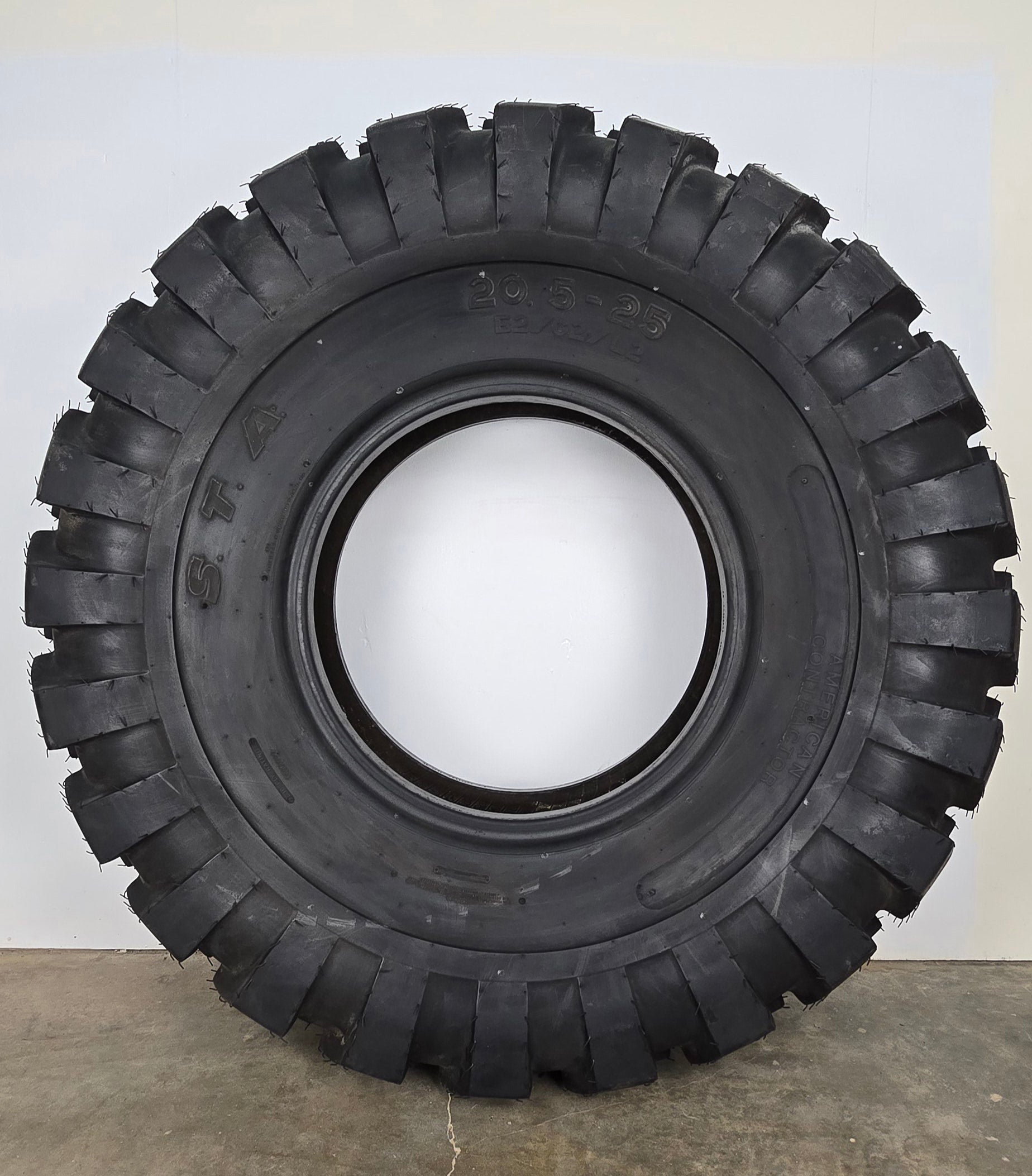 20.5-25 American Contractor S.T.A E2/G2/L2 New