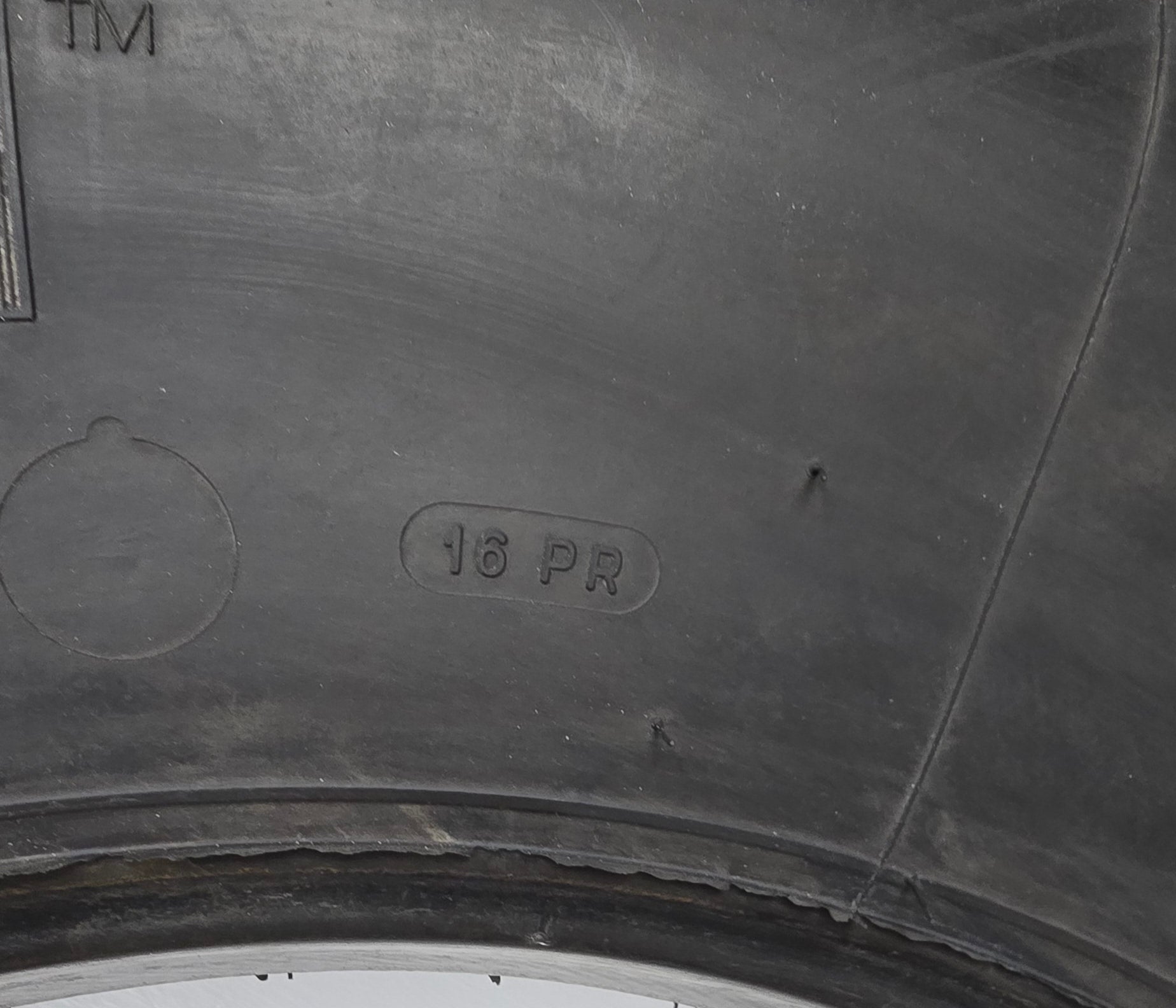 11R22.5 Michelin Multi D Used