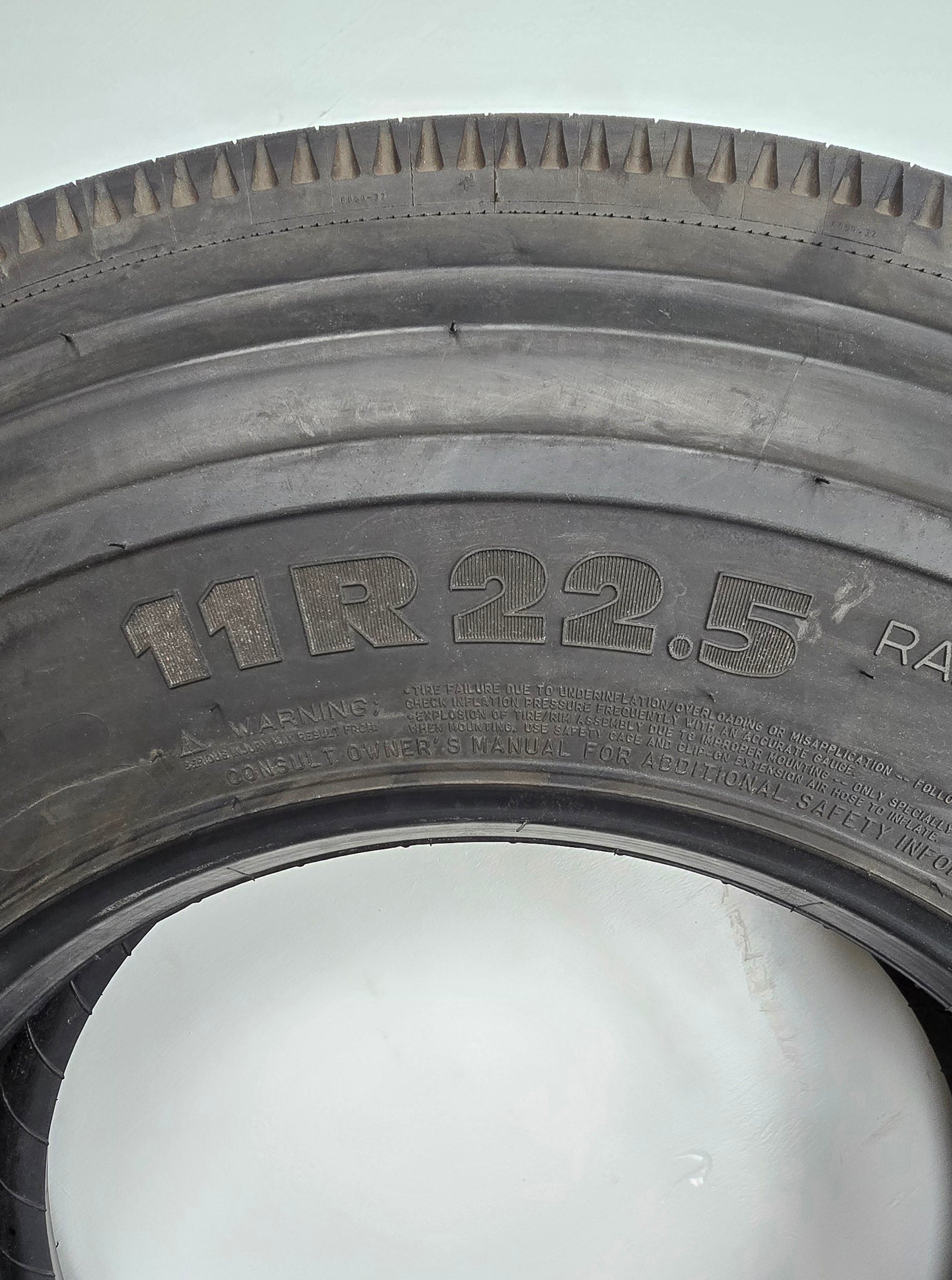 11R22.5 Michelin XZE2 Used