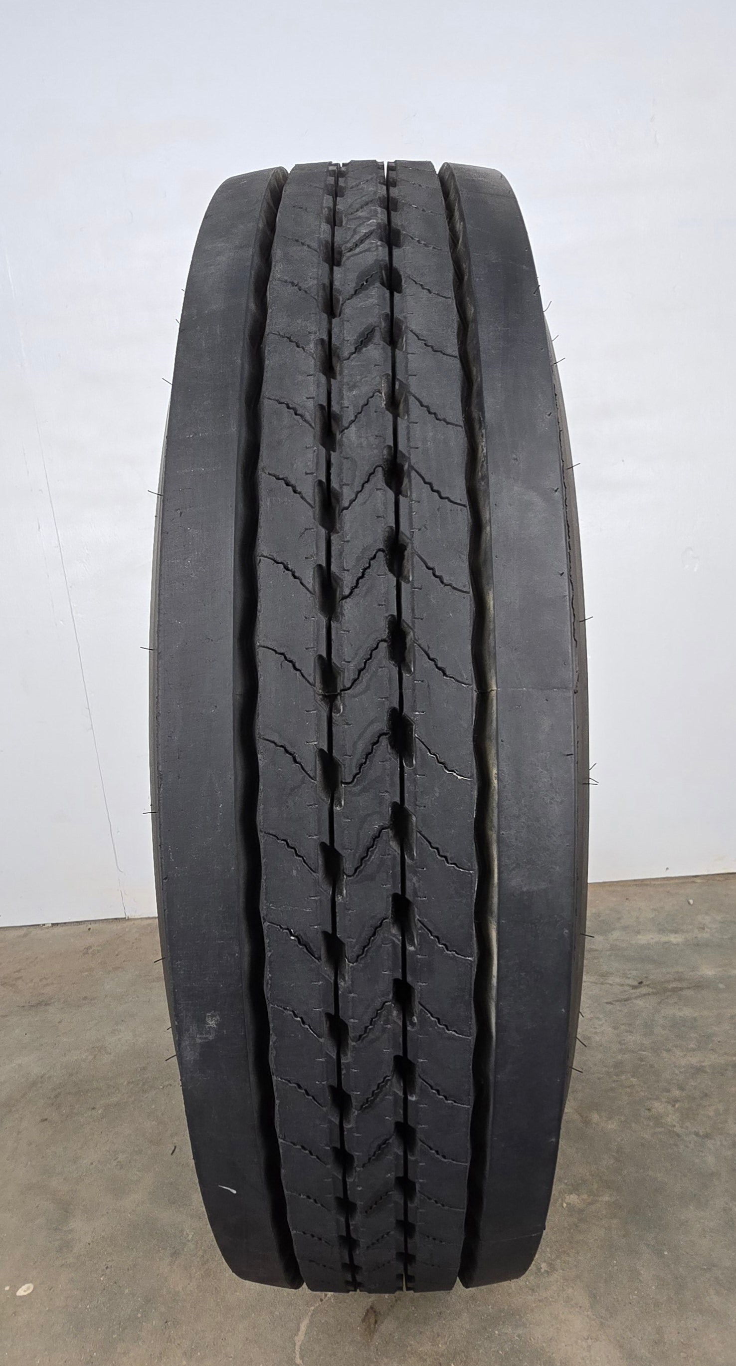 11R22.5 Goodyear Endurance RSA Used