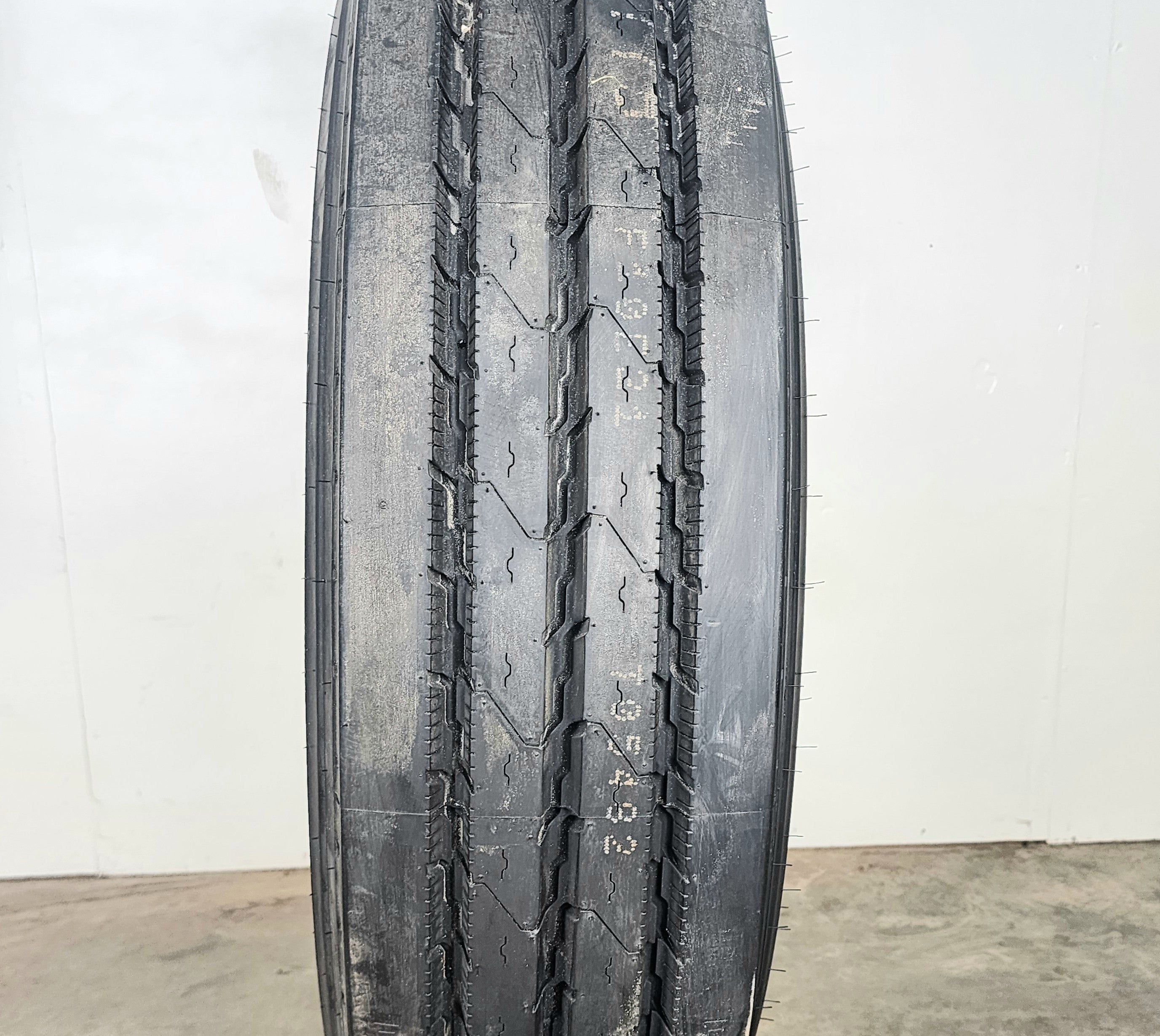 10R22.5 Continental HSR2 NEW
