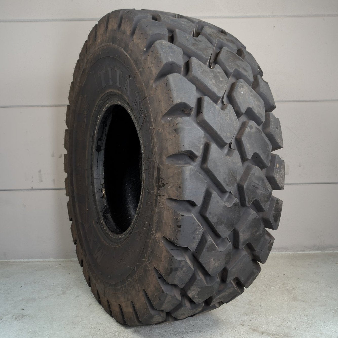 20.5R25 Titan MXL L-3 Take off 99%