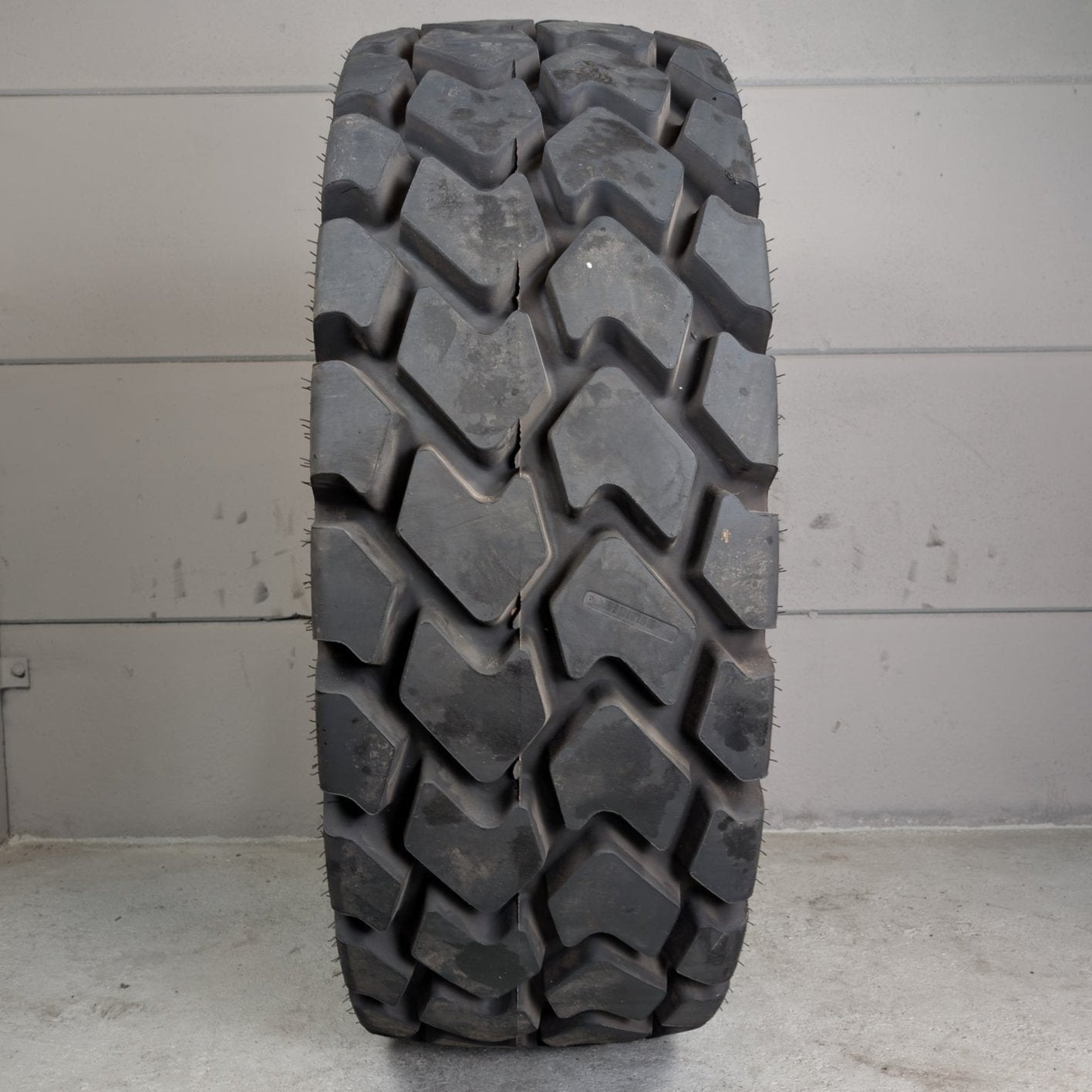 20.5R25 Titan MXL L-3 Take off 99%