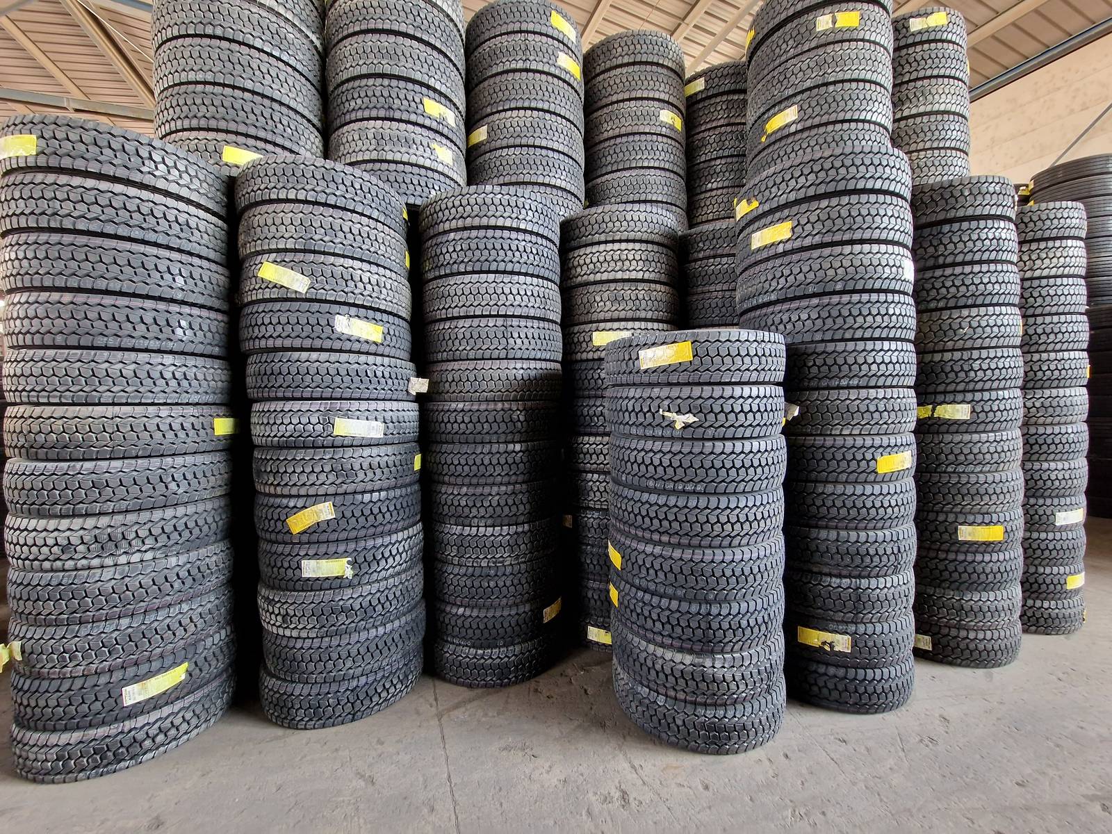 265/70R19.5 Double Coin RLB490 143/141K NEW