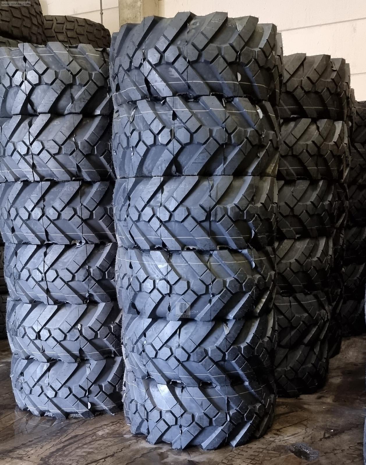 445/70r19.5 (18R19.5) Advance GLR30