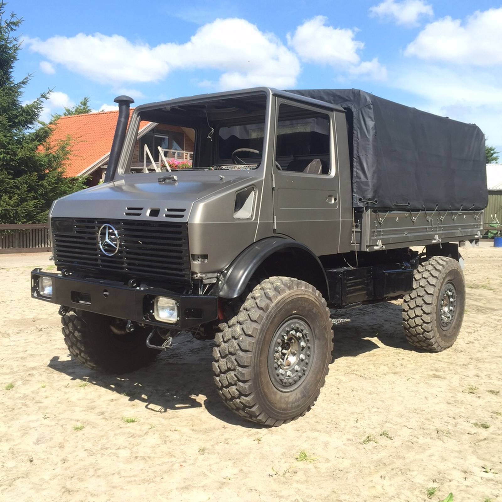 Adapter/Spacer for 10.00x20 and 11.00x20 from 10 to 6 studs