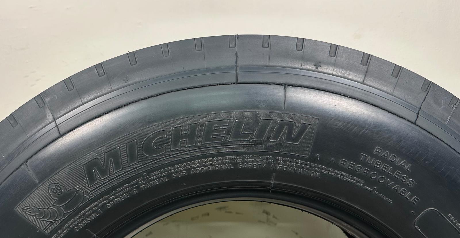 285/70R19.5 Michelin XTE2 NEW