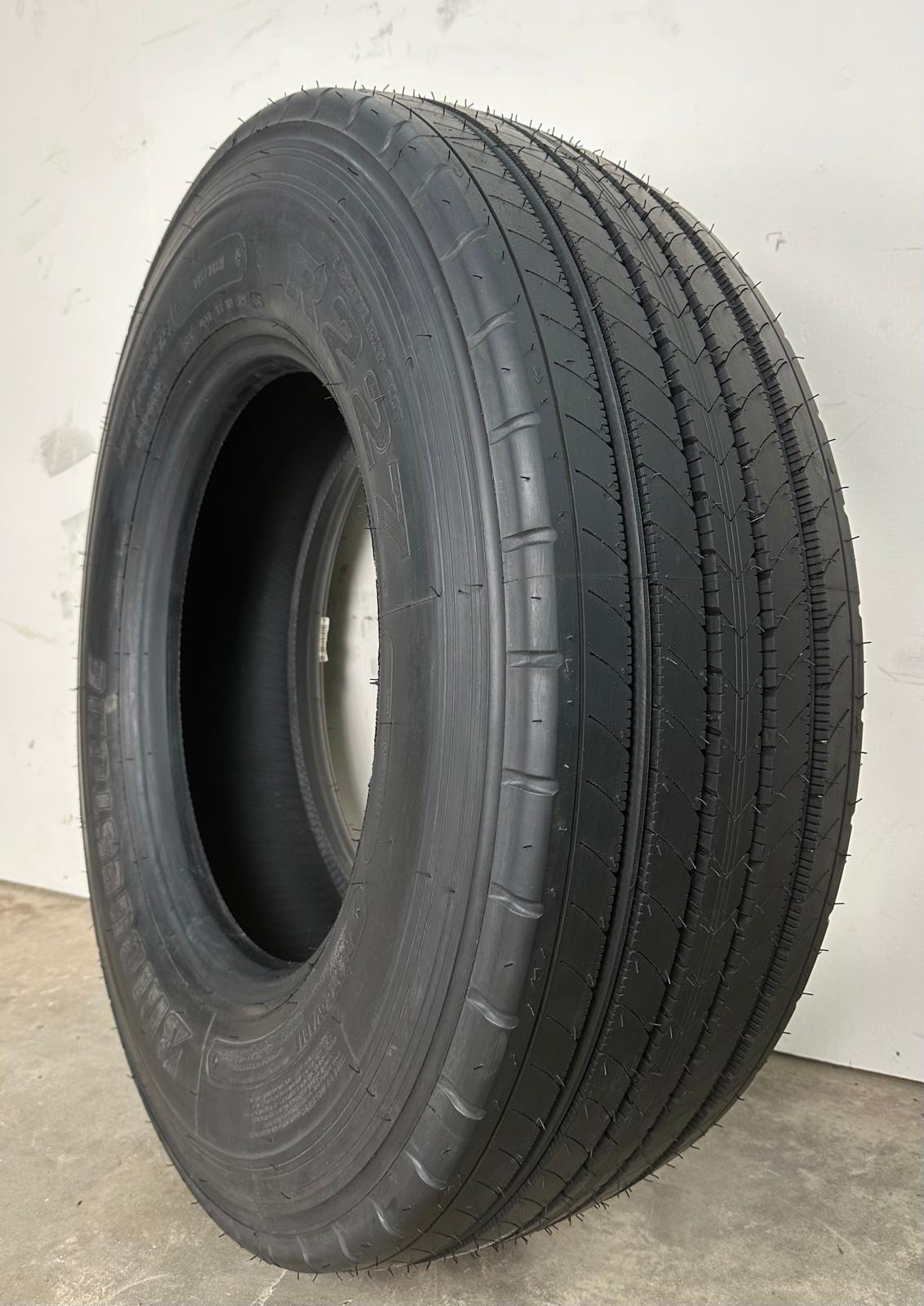 285/70R19.5 Bridgestone R227 NEW