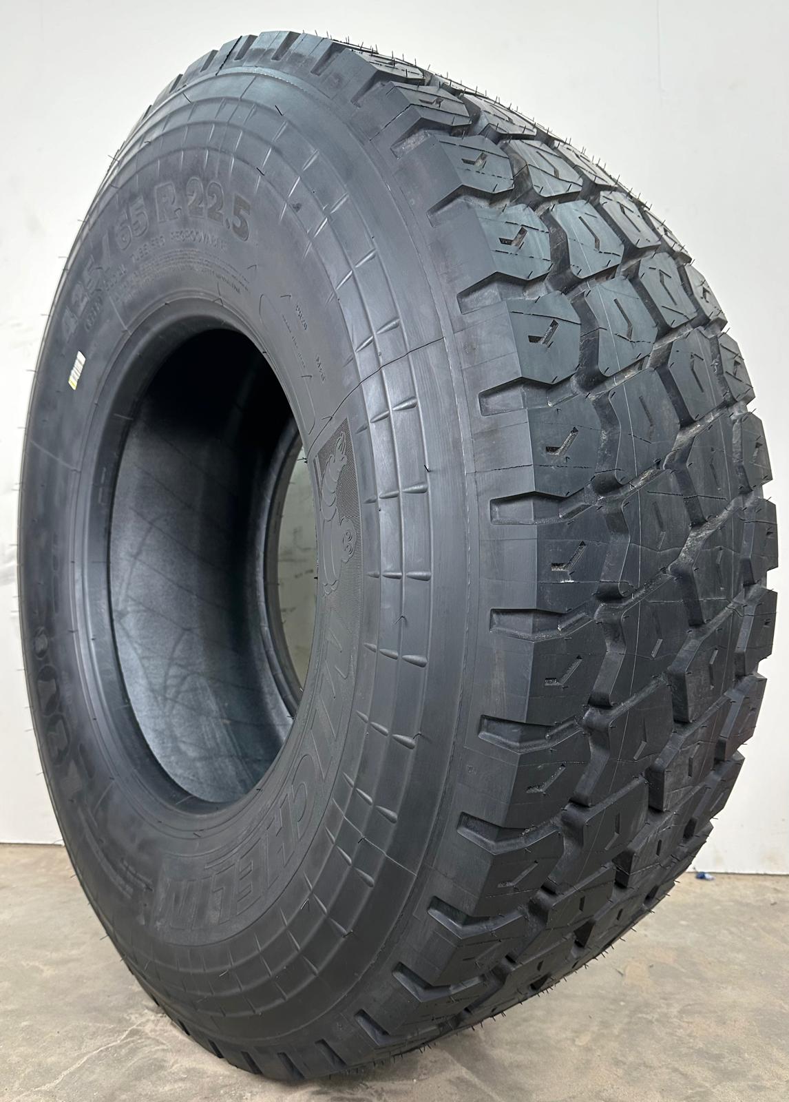 425/65R22.5 Michelin XZY3 165K NEW