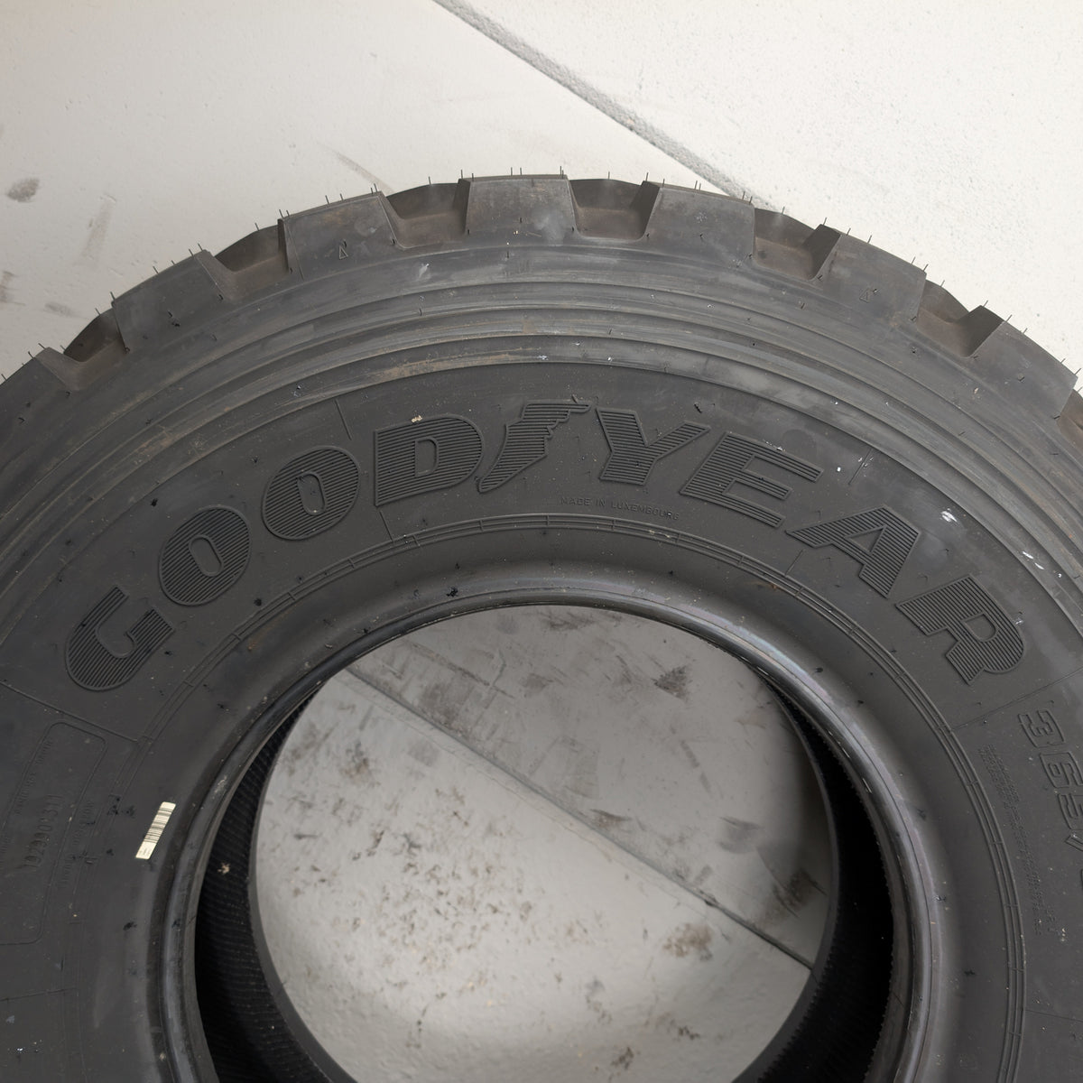 365/85R20 GoodYear Offroad ORD 164J NEW