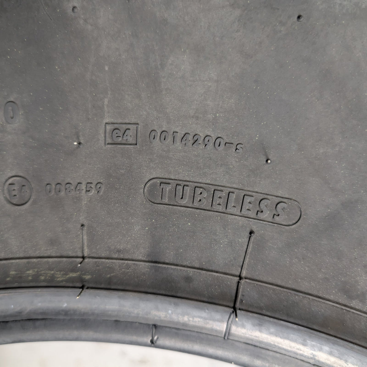 335/80R20 Continental MPT81 Used