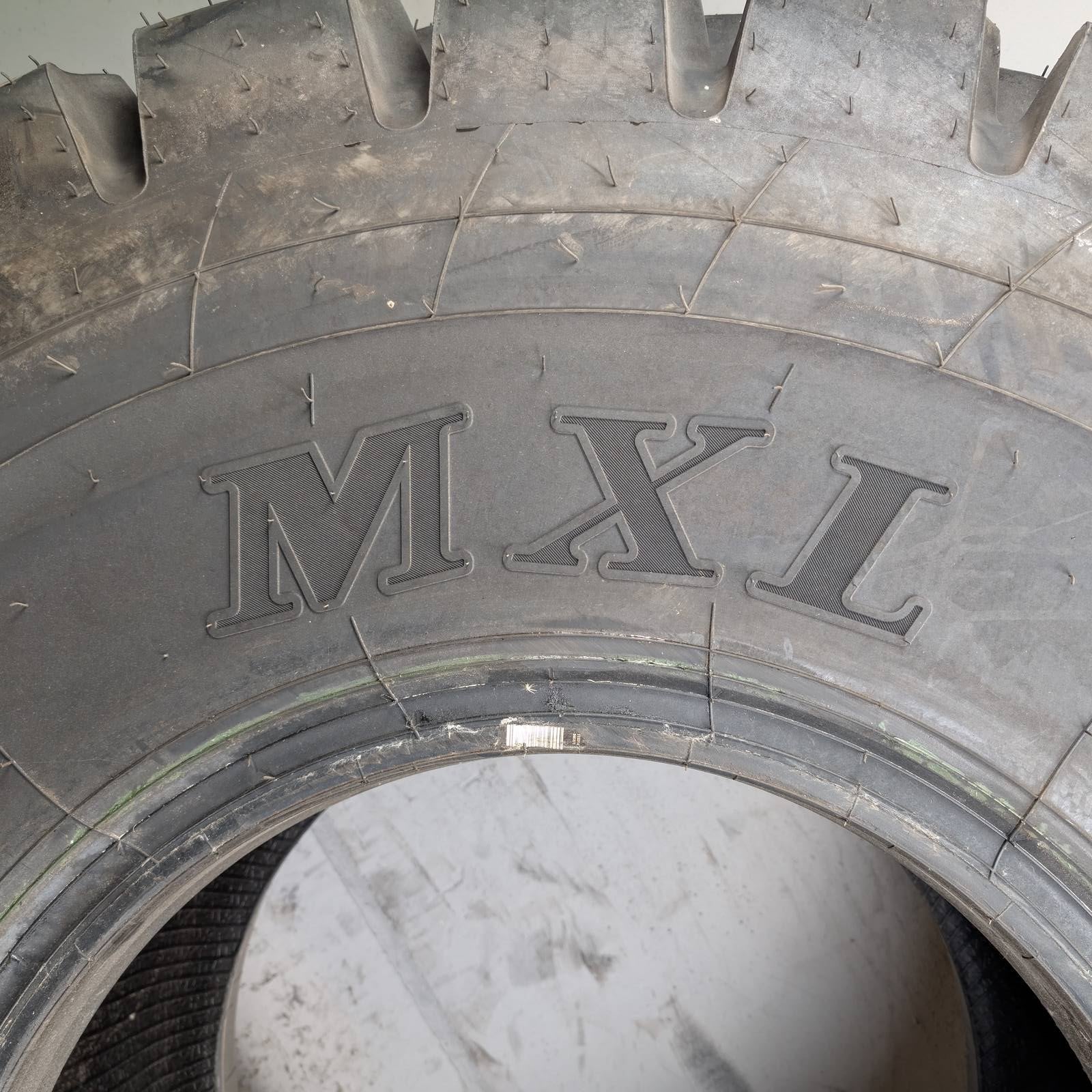 20.5R25 Titan MXL L-3 Take off 99%