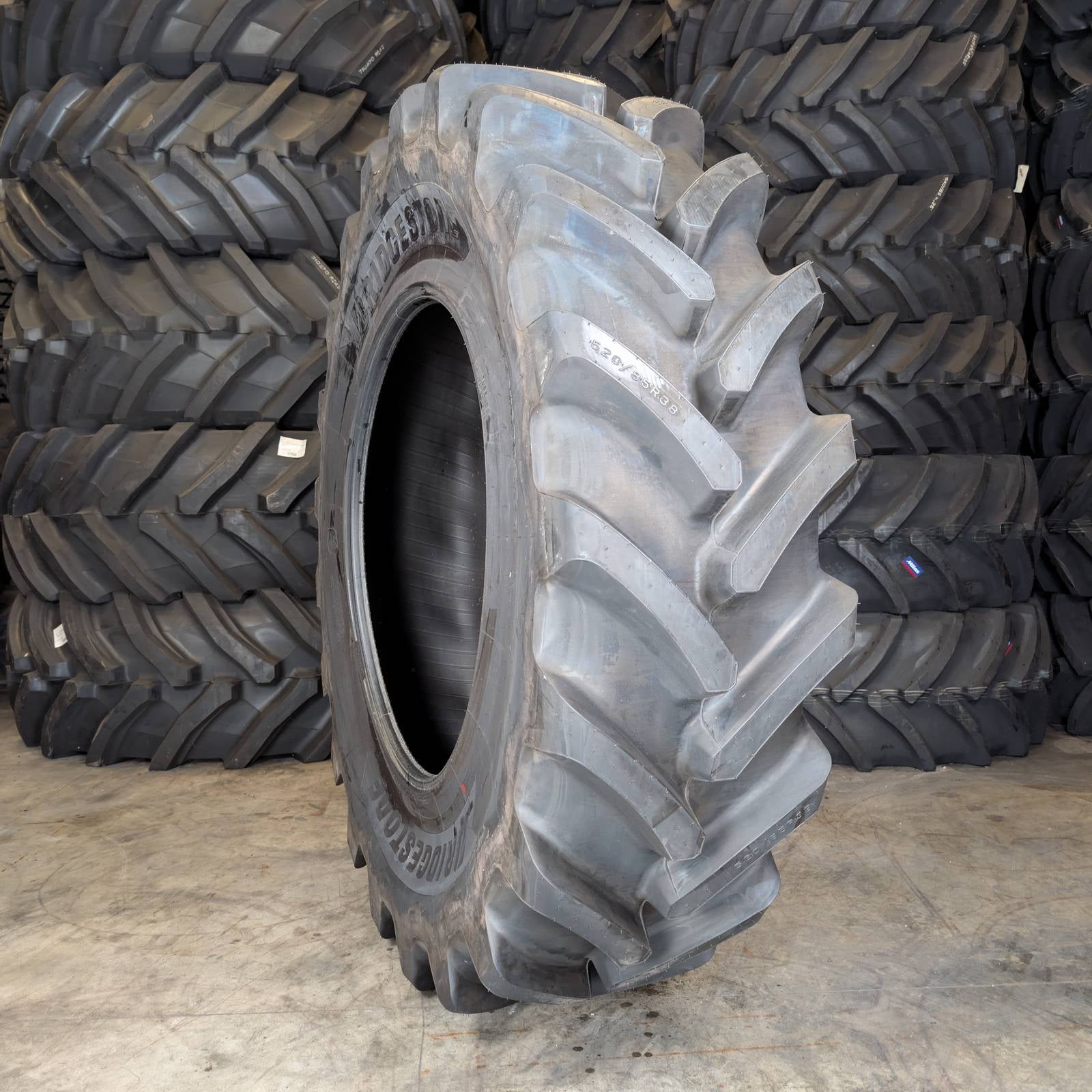 520/85R38 (20.8R38) Bridgestone VX-Tractor 160D/157E NEW*